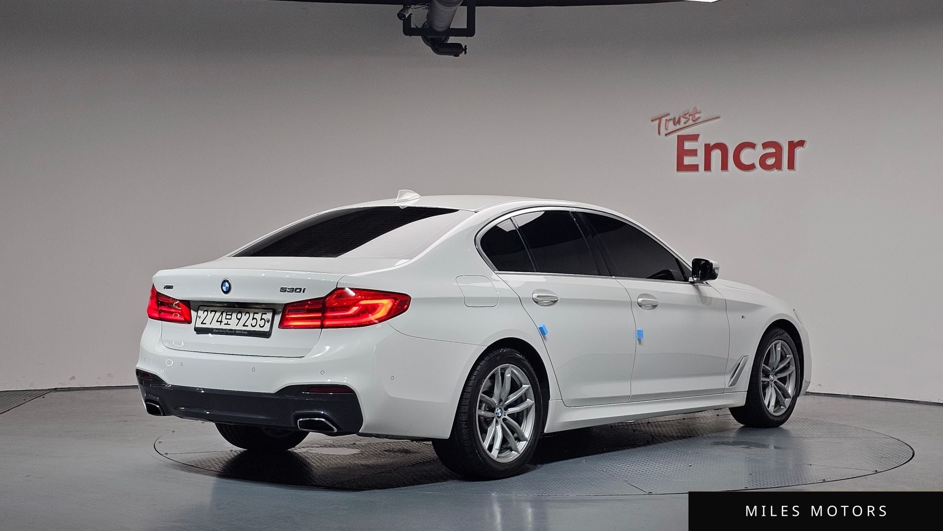 BMW 5 Series (G30) 2018 — миниатюра 2