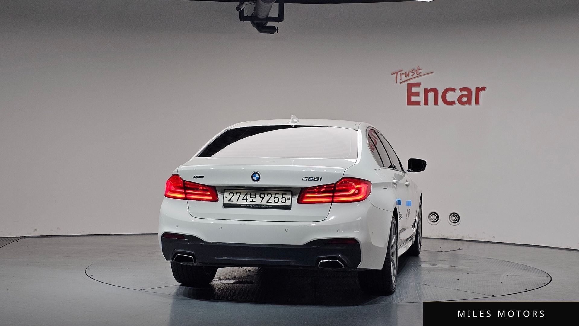 BMW 5 Series (G30) 2018 — миниатюра 4