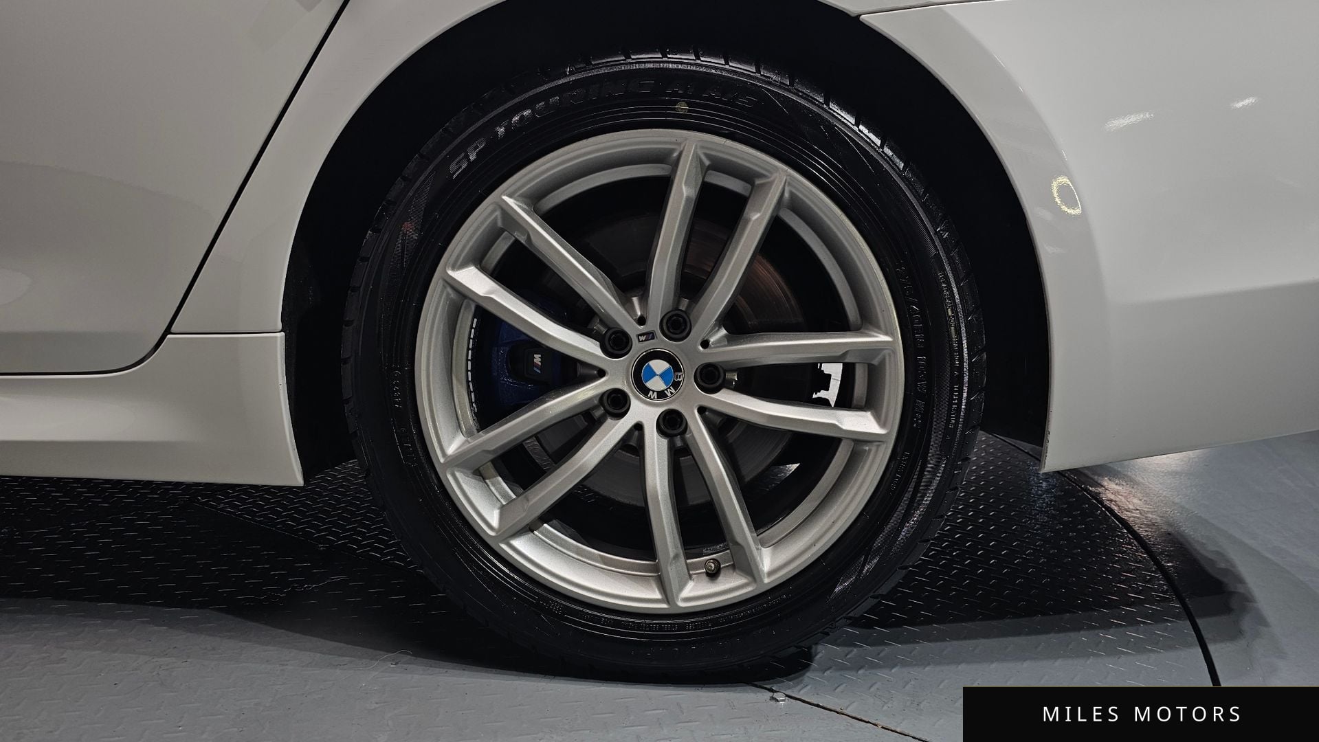 BMW 5 Series (G30) 2018 — миниатюра 7