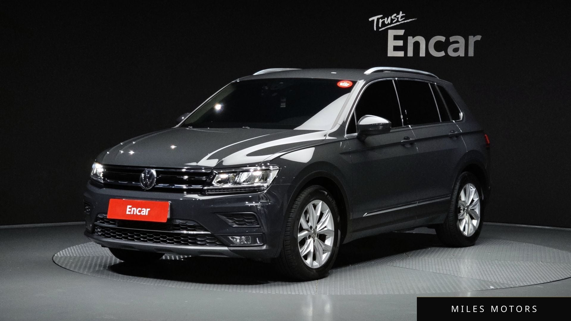 Volkswagen Tiguan 2020 — фото 1 из 12
