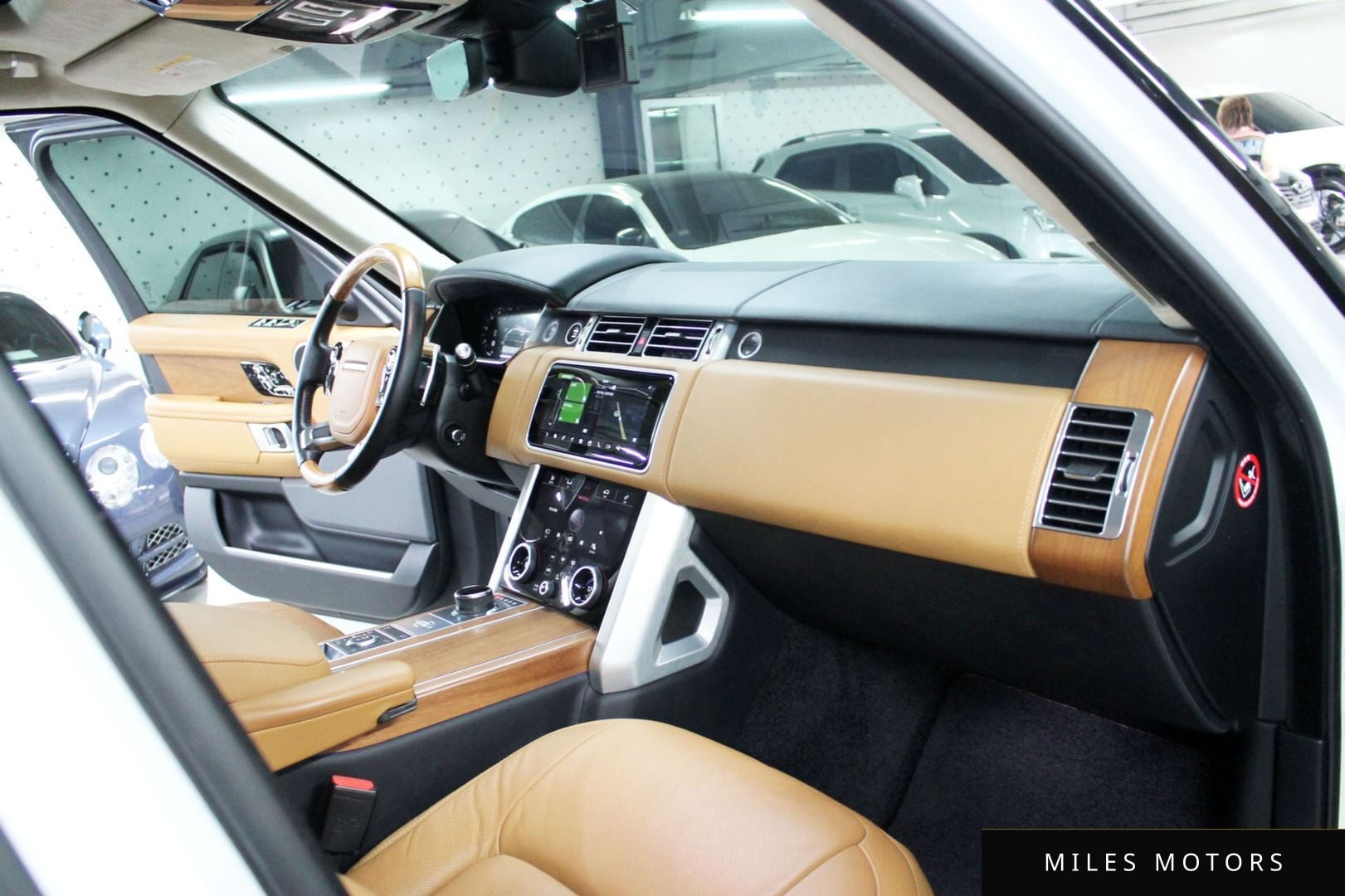 Land Rover Range Rover 2020 — миниатюра 10
