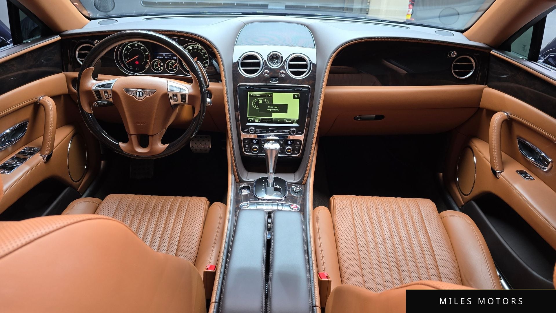 Bentley Flying Spur 2017 — миниатюра 10