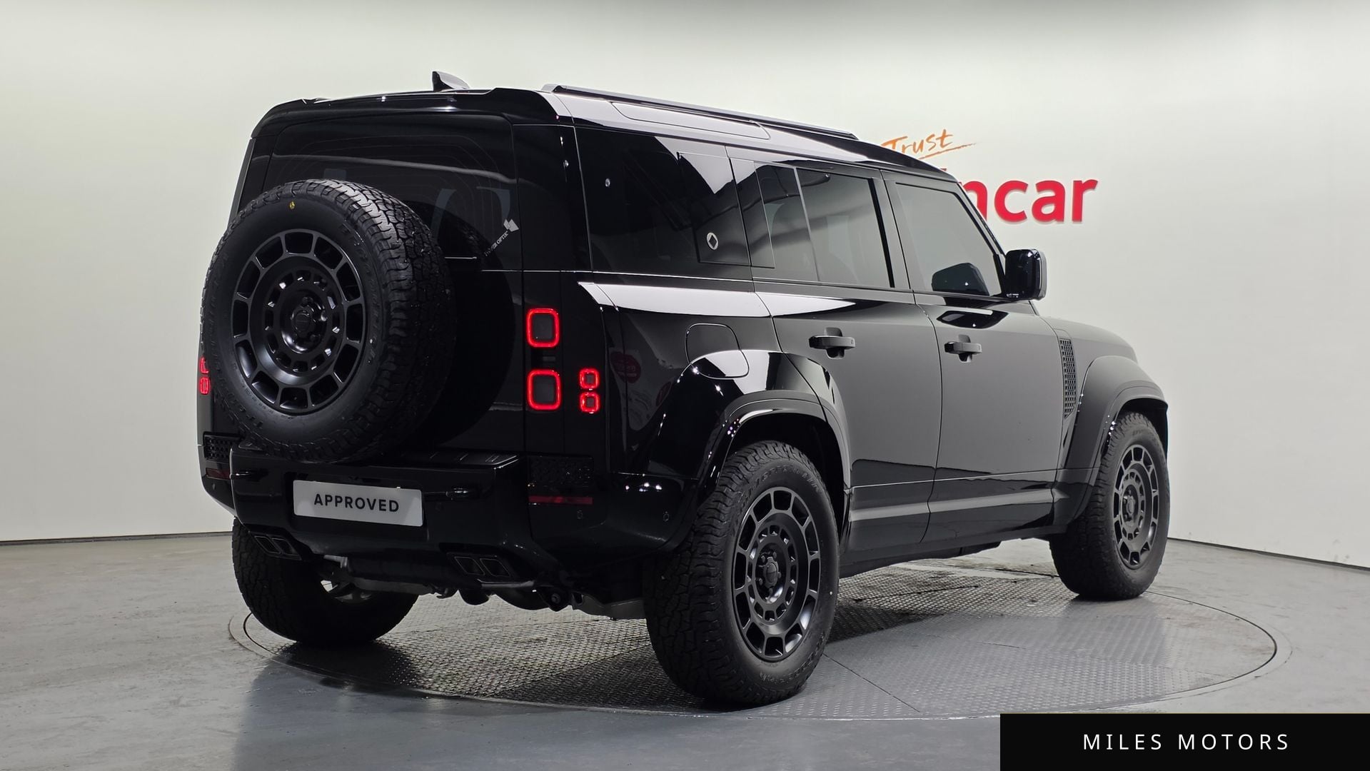 Land Rover Defender 2026 — миниатюра 2