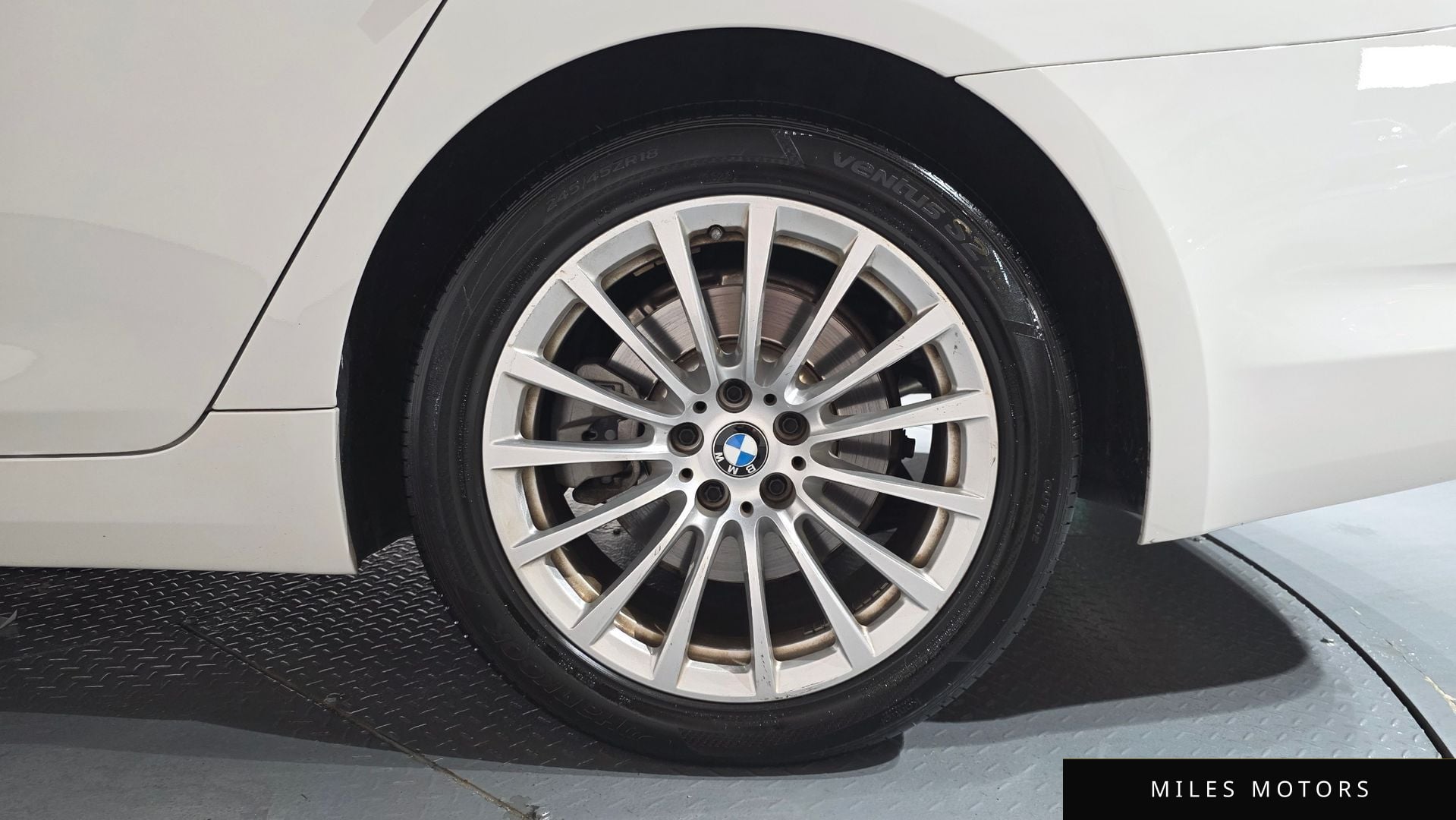 BMW 5 Series (G30) 2020 — миниатюра 6