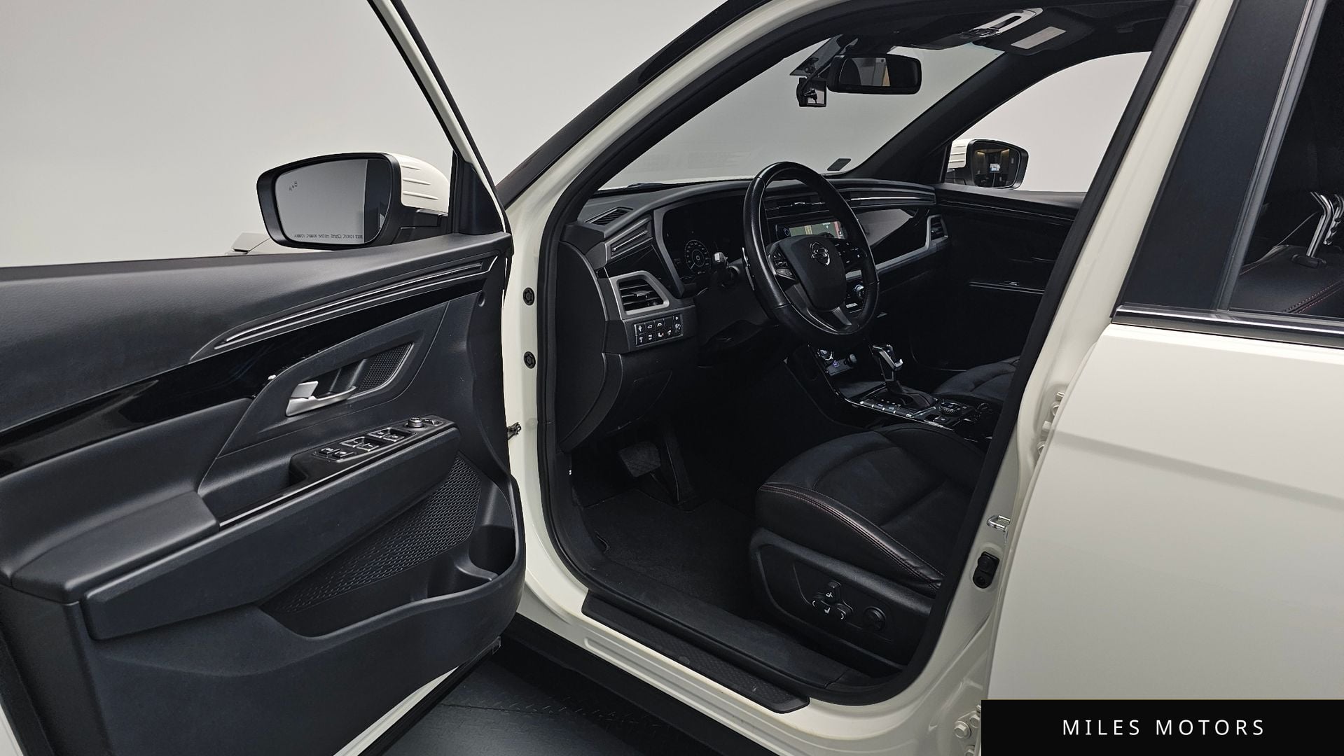 KG Mobility Beautiful Korando 2021 — миниатюра 12