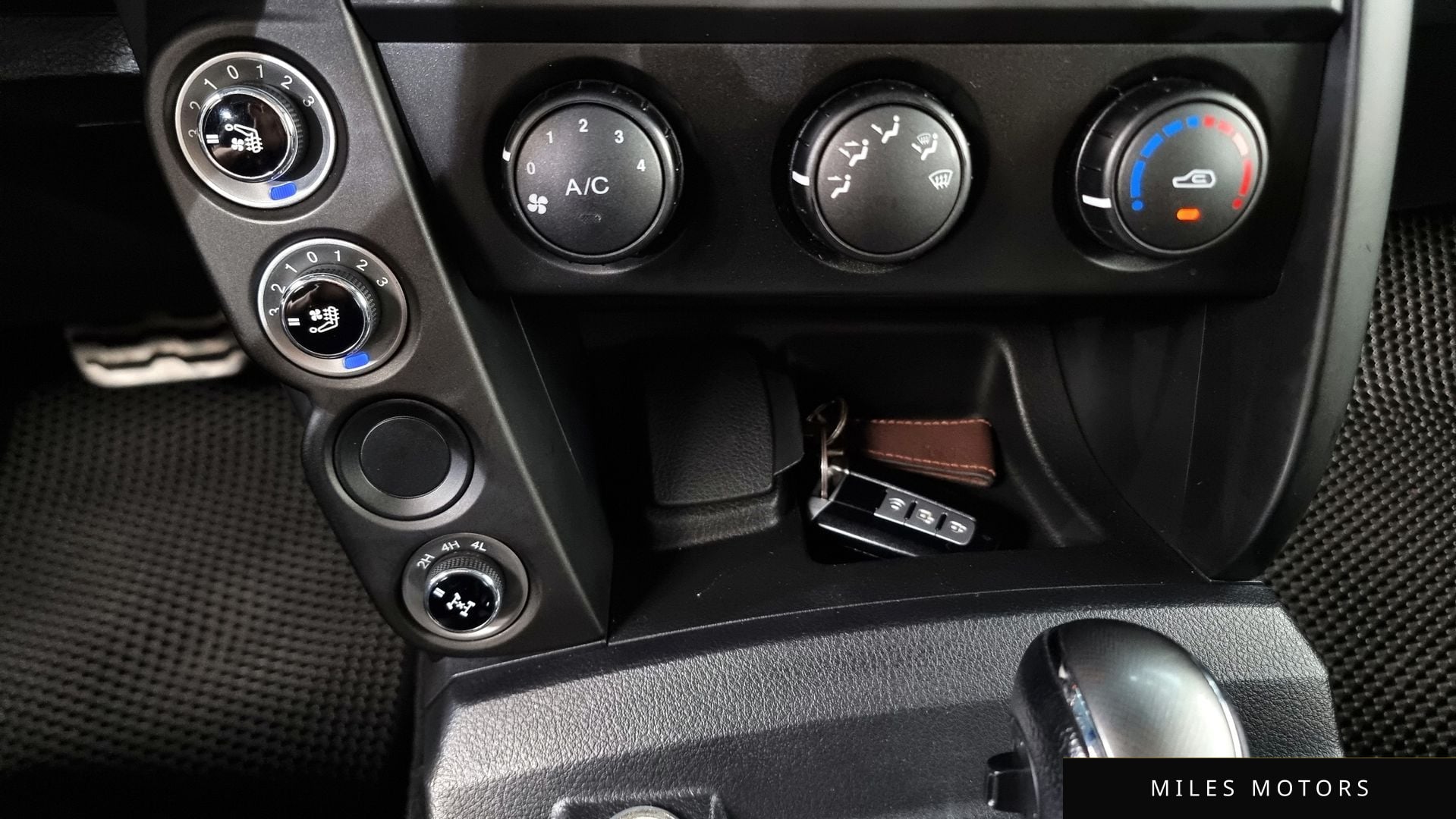 KG Mobility KORANDO 2017 — миниатюра 12