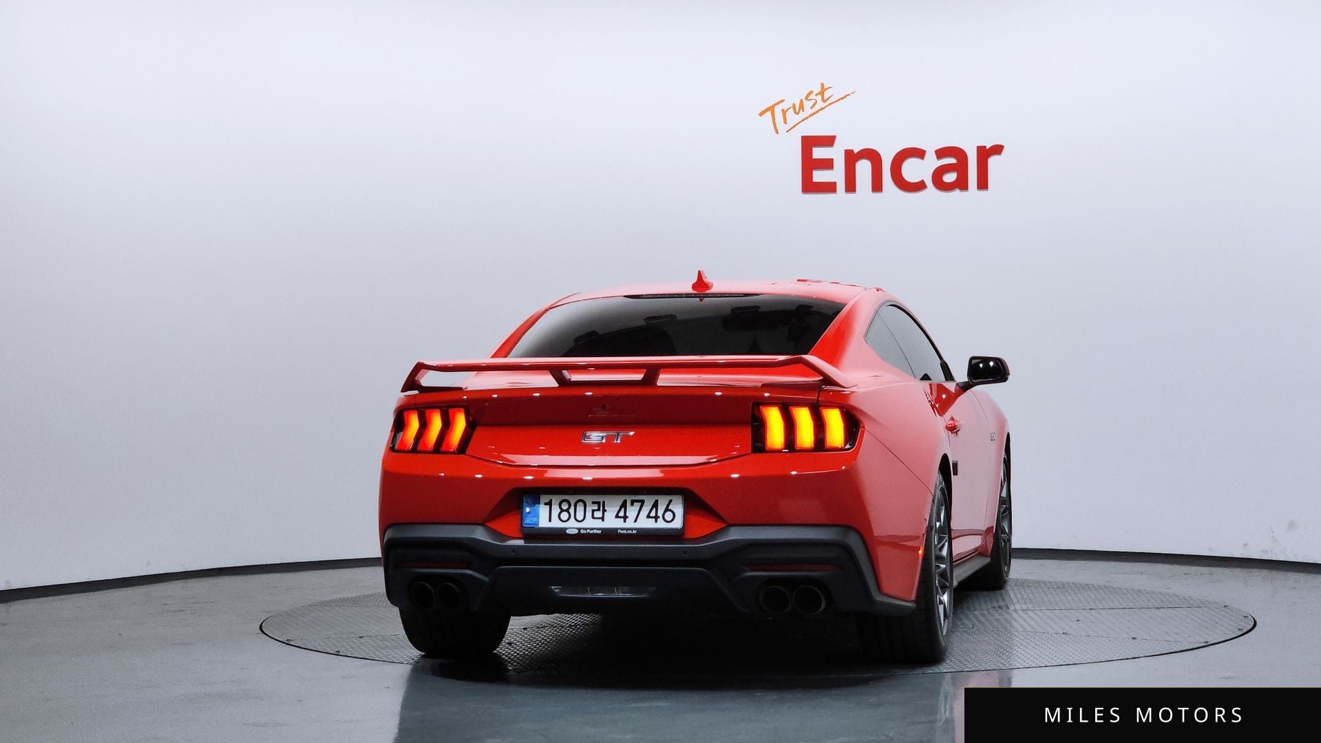 Ford Mustang 2024 — миниатюра 3