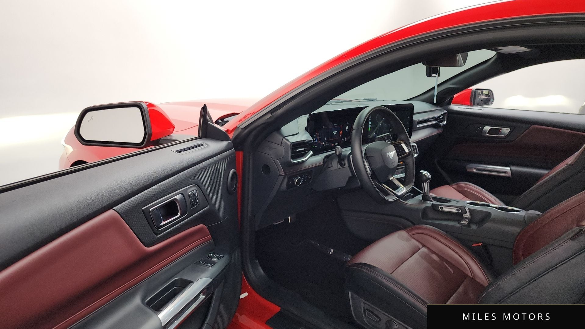 Ford Mustang 2024 — миниатюра 12