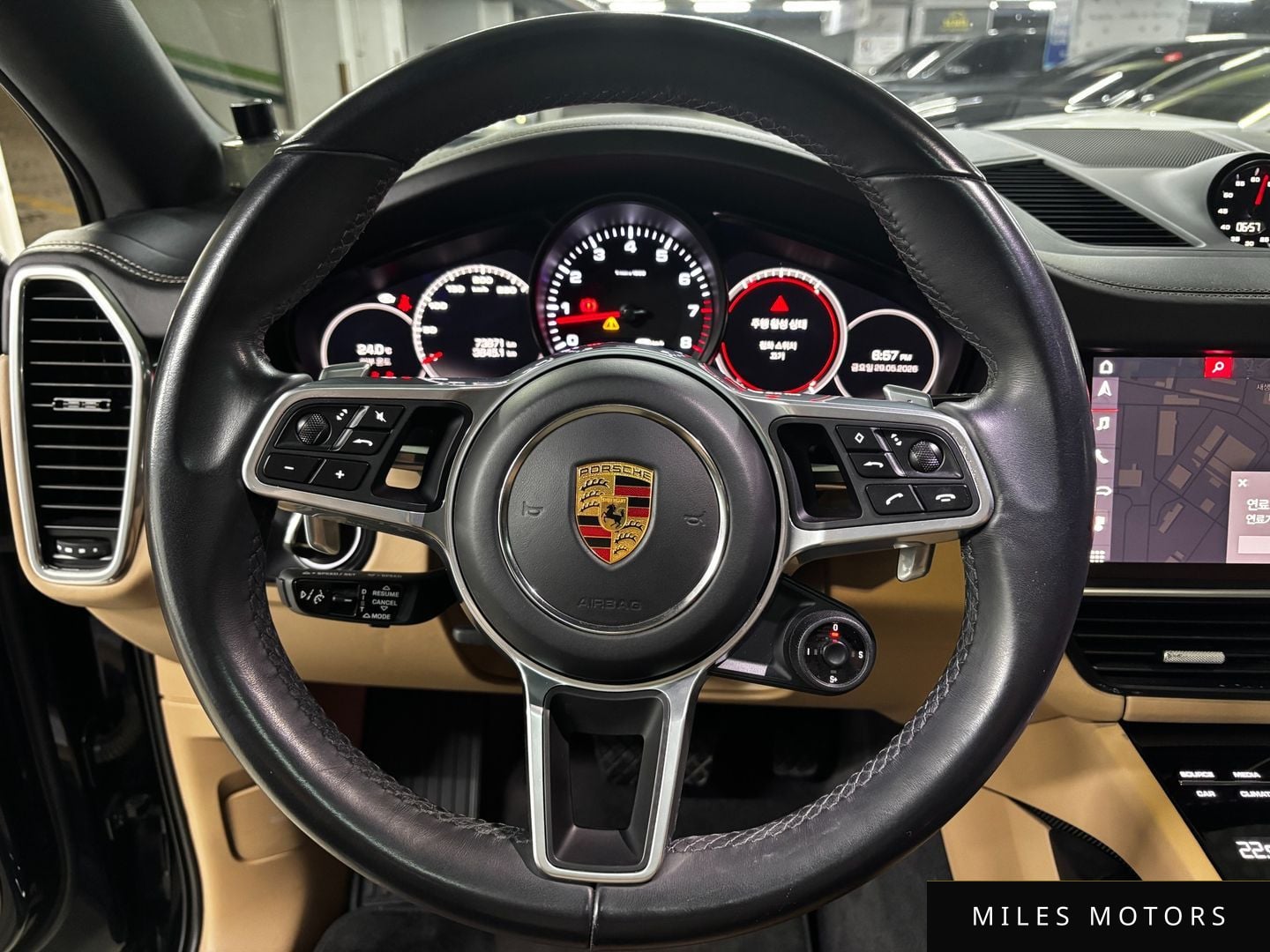 Porsche Cayenne 2021 — миниатюра 6