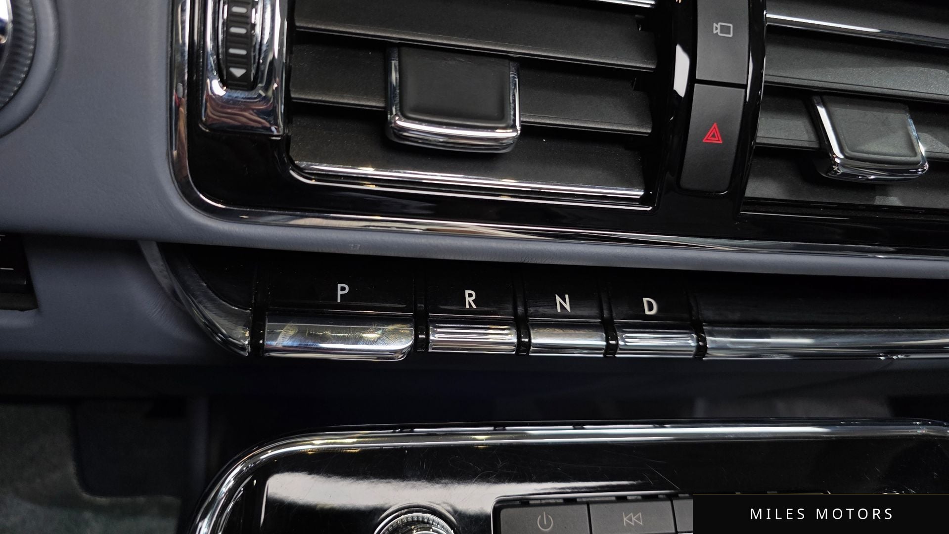 Lincoln Navigator 2020 — миниатюра 9