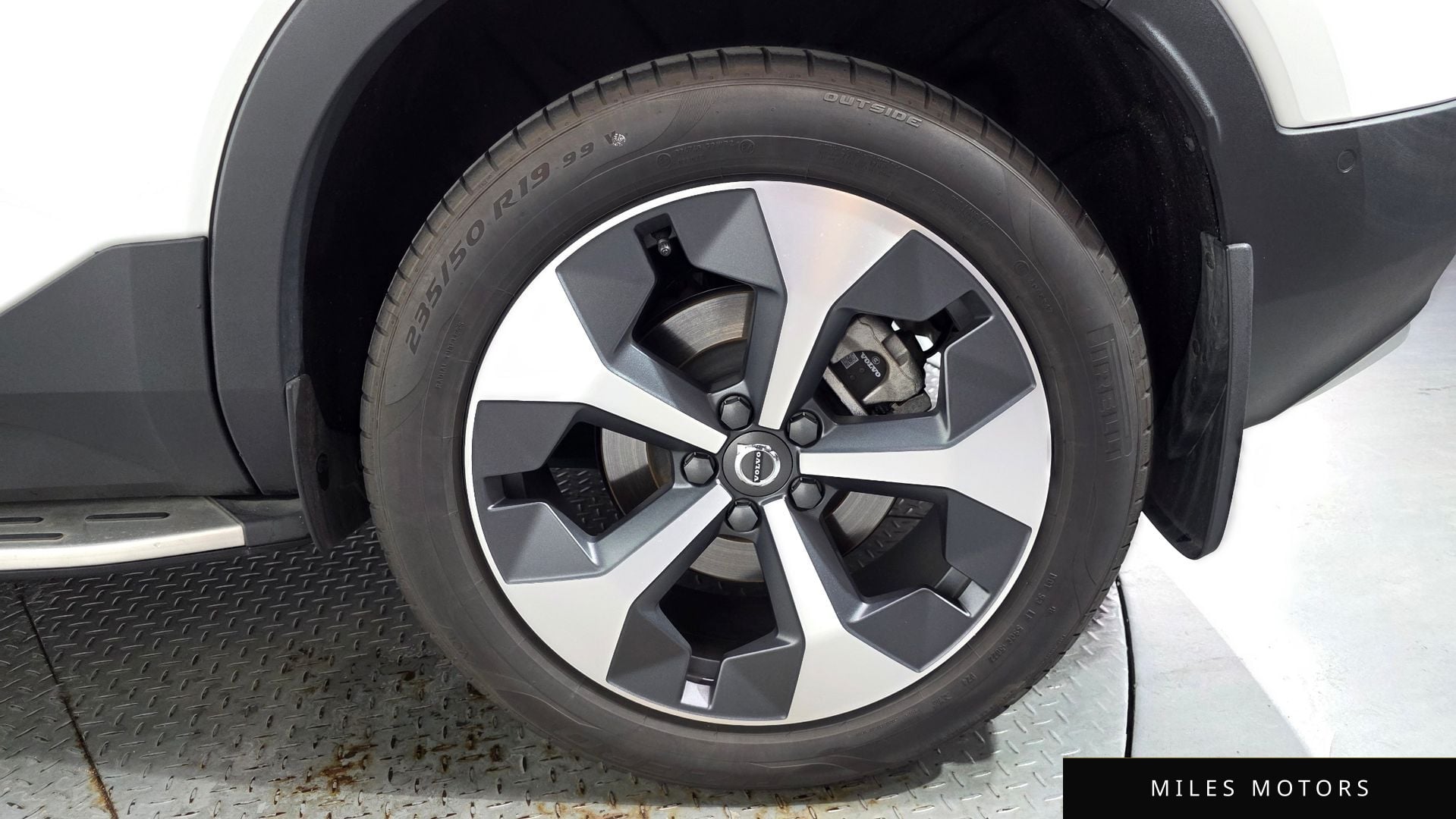 Volvo XC40 2023 — миниатюра 6