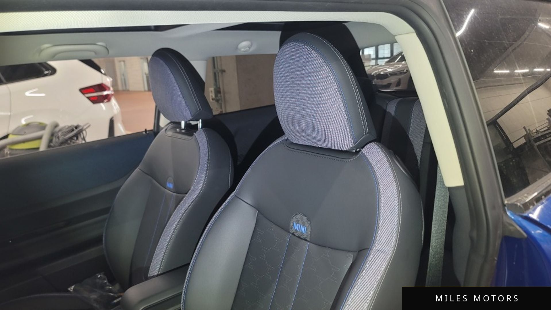 MINI Cooper 2025 — миниатюра 9