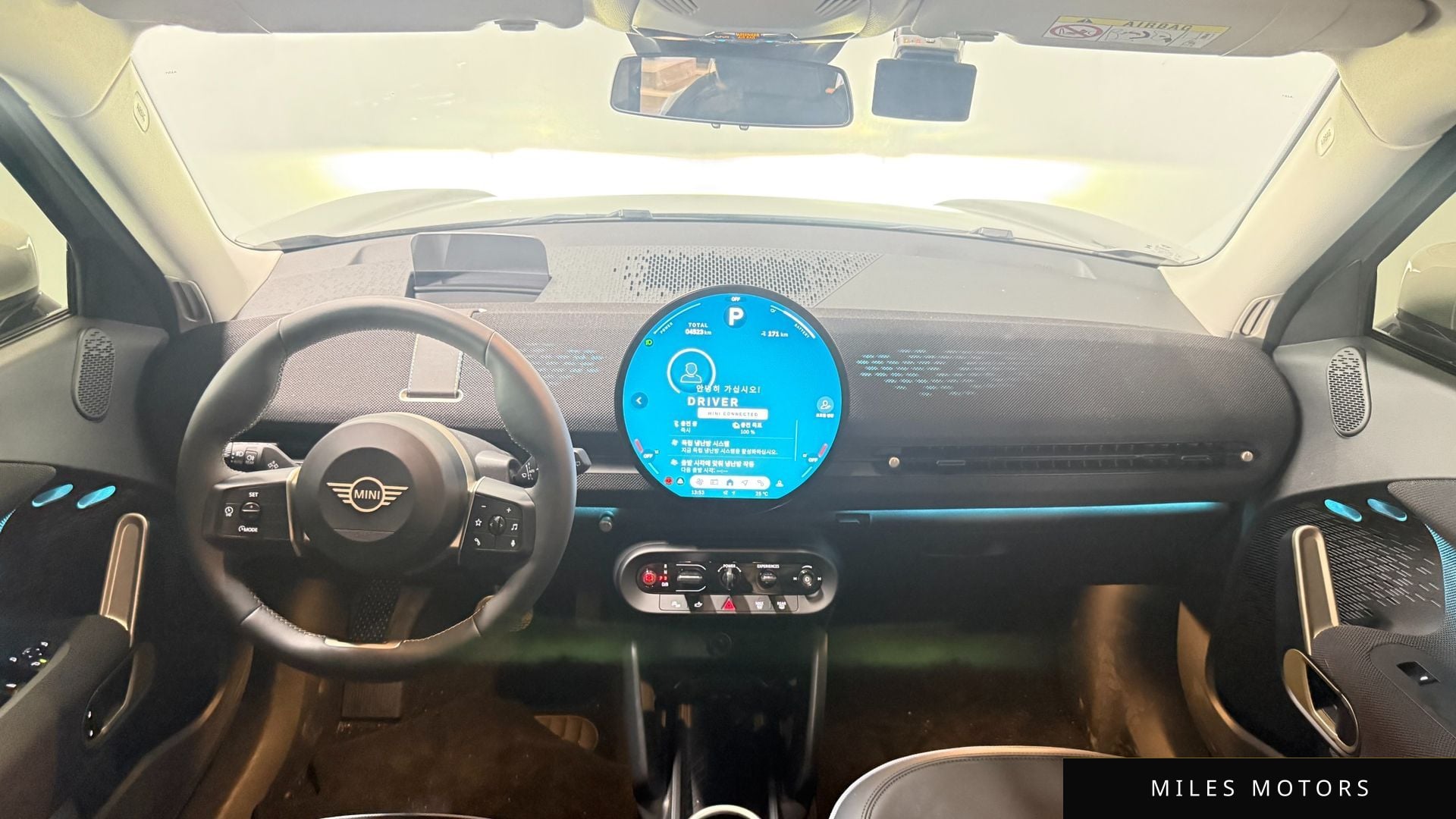 MINI Aceman 2025 — миниатюра 7