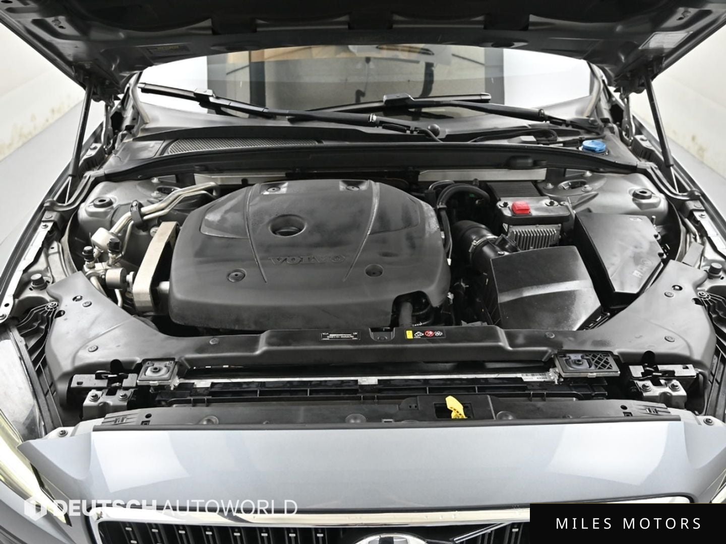 Volvo V60 2020 — миниатюра 6