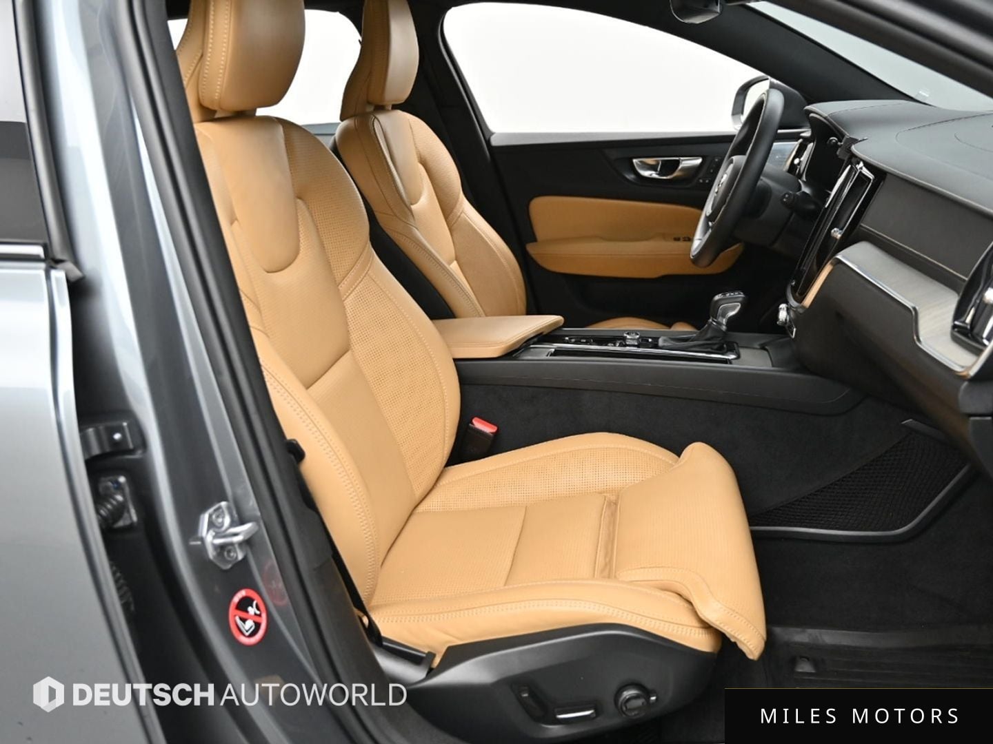 Volvo V60 2020 — миниатюра 10