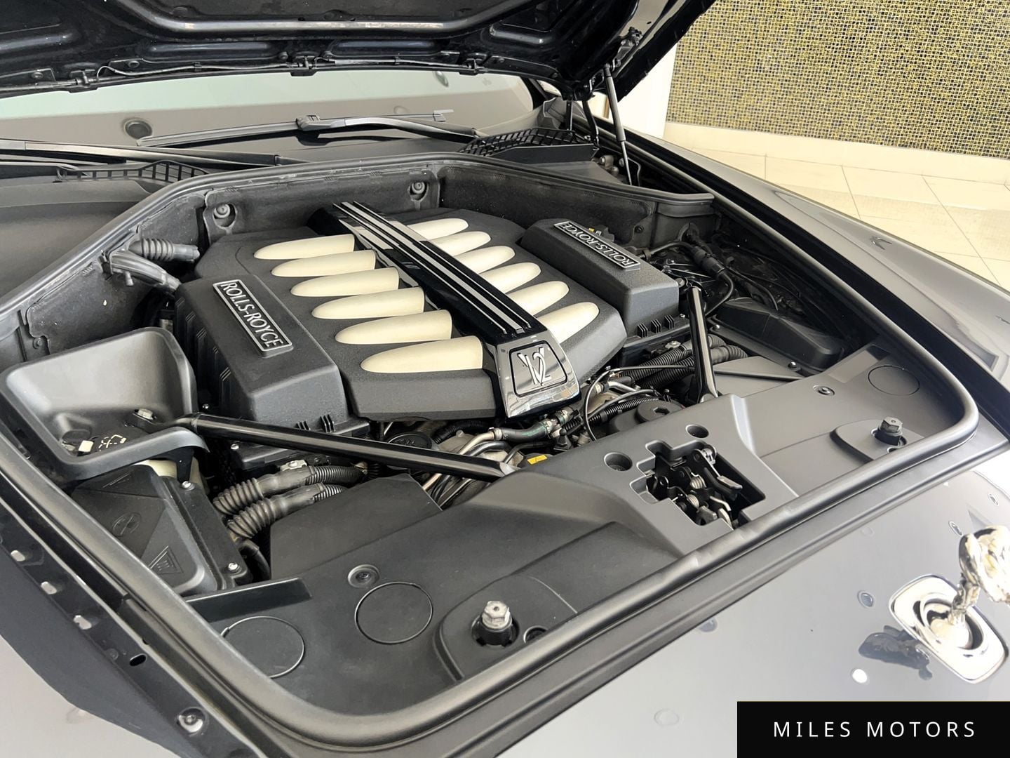 Rolls-Royce Ghost 2019 — миниатюра 6