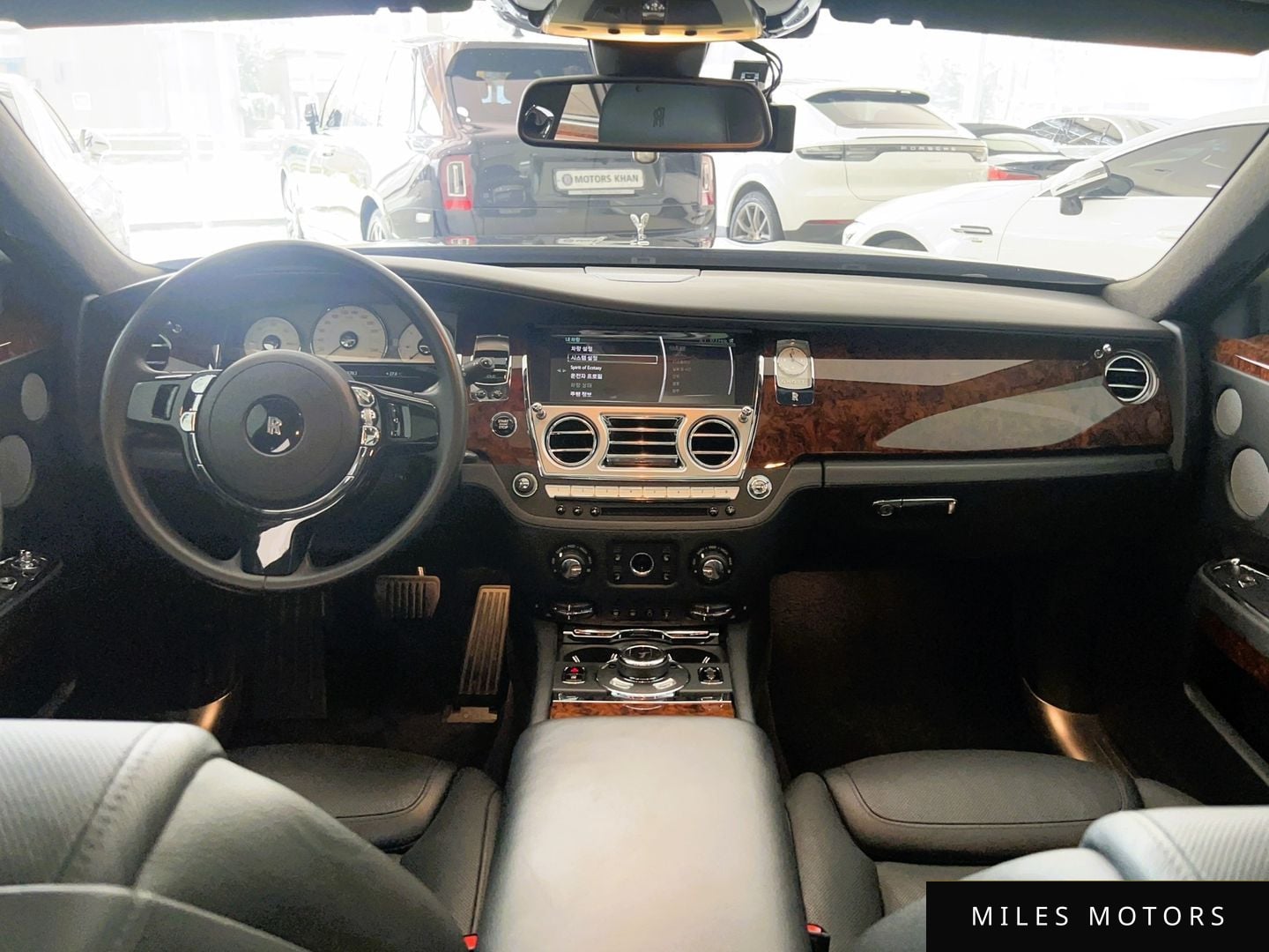 Rolls-Royce Ghost 2019 — миниатюра 7