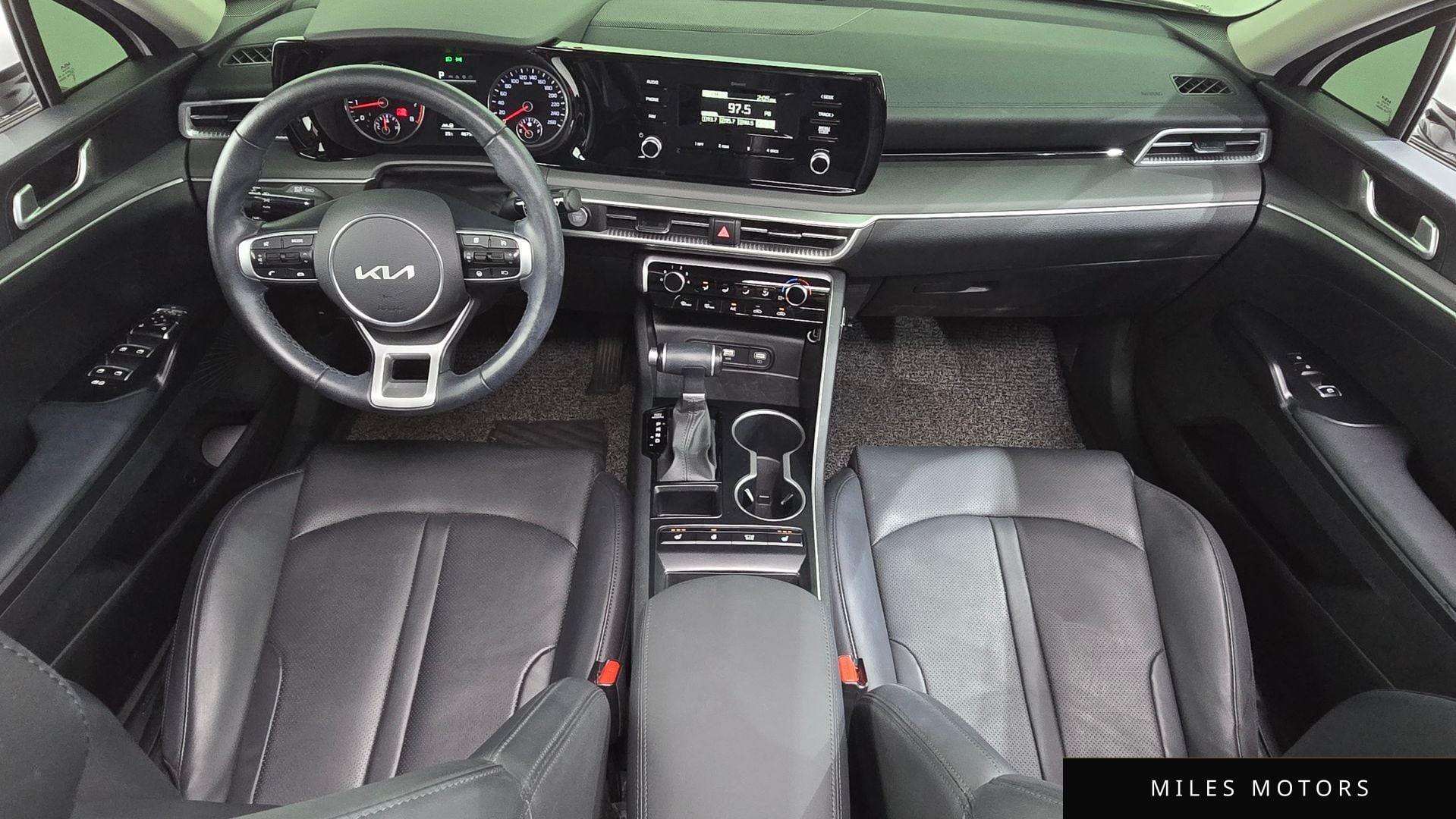 Kia K5 2023 — миниатюра 10