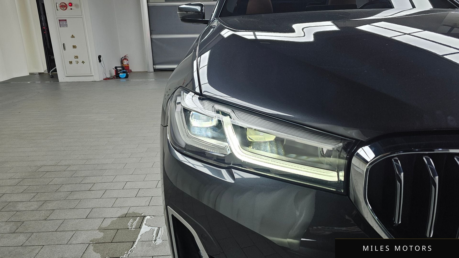 BMW 5 Series (G30) 2021 — миниатюра 8