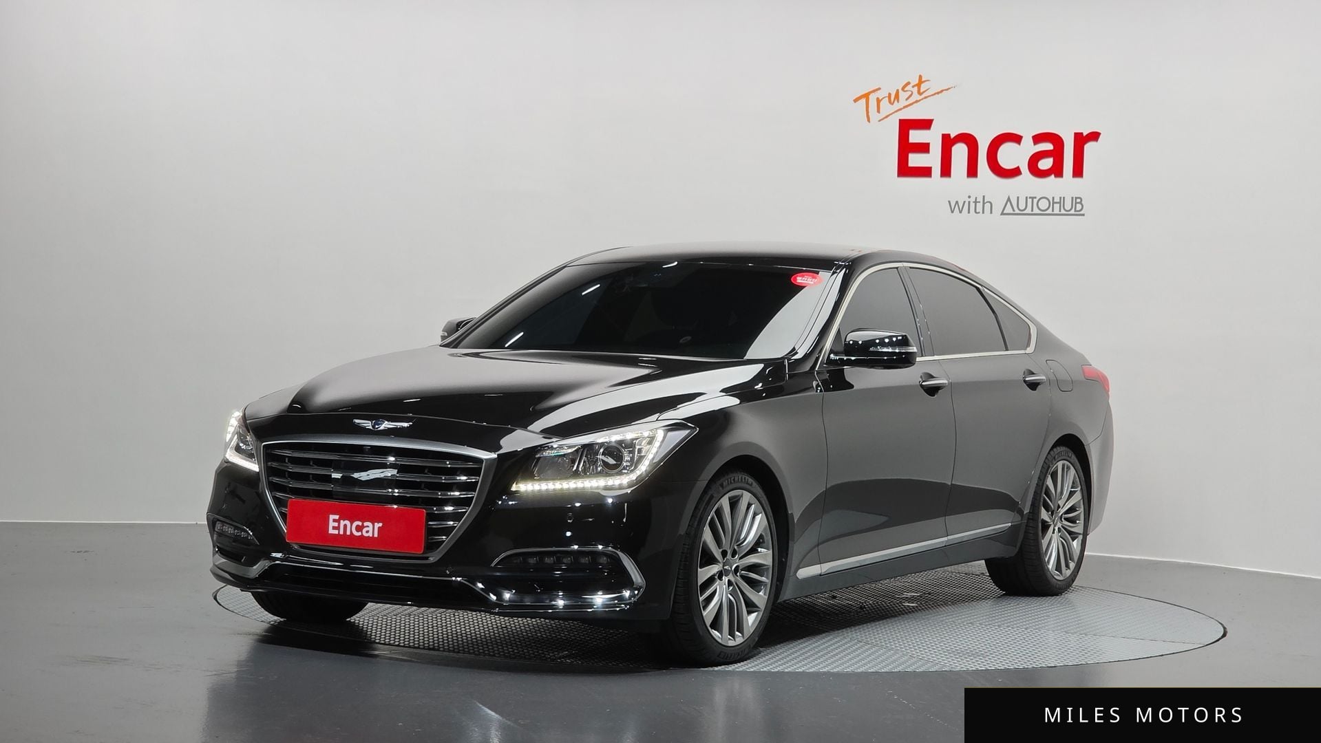 Genesis G80 2018 — фото 1 из 12