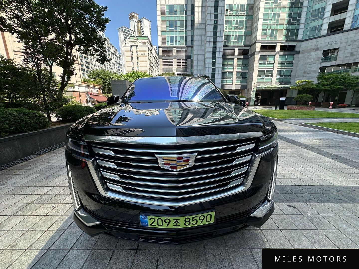 Cadillac Escalade 2021 — миниатюра 3