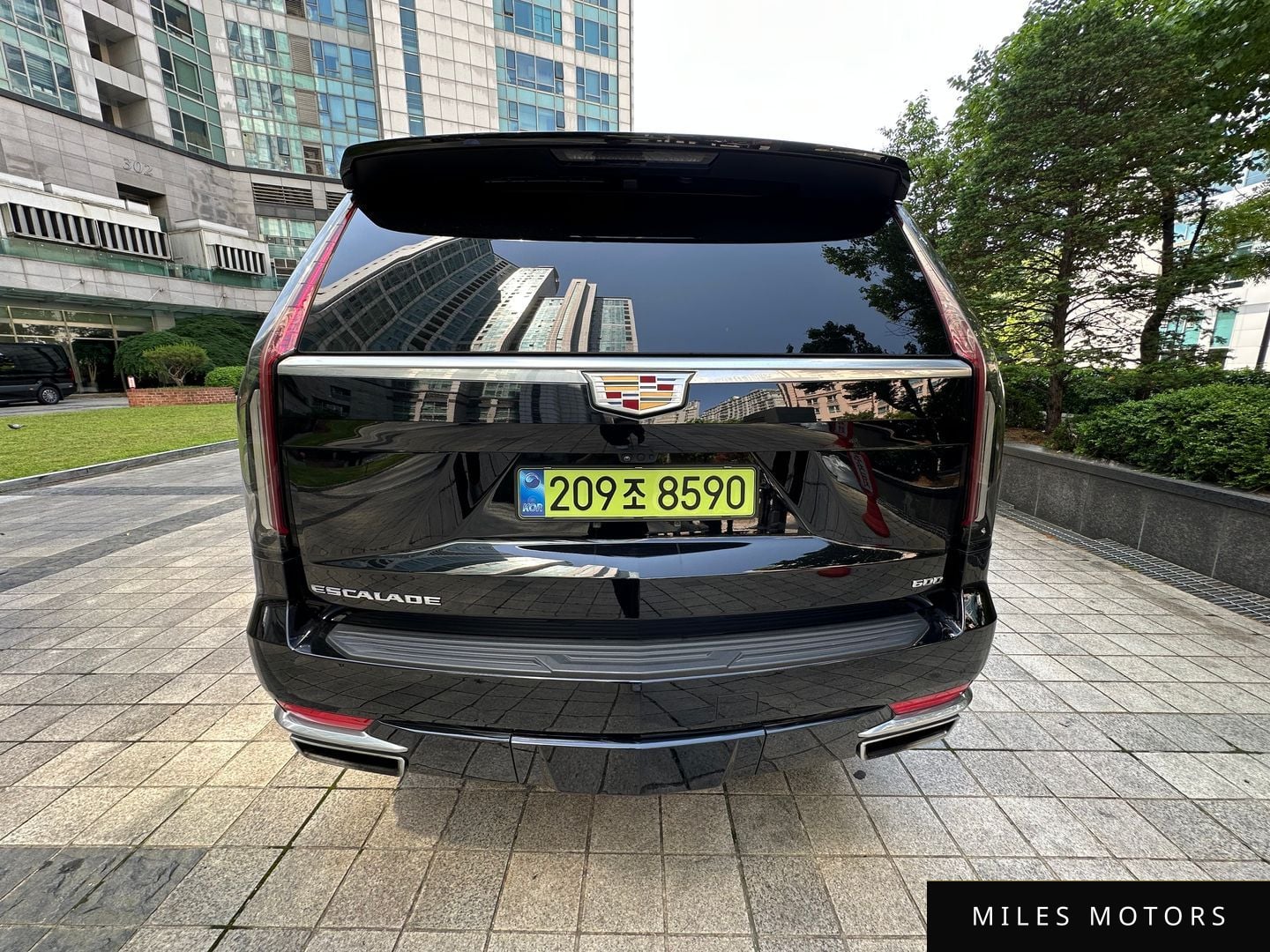 Cadillac Escalade 2021 — миниатюра 4