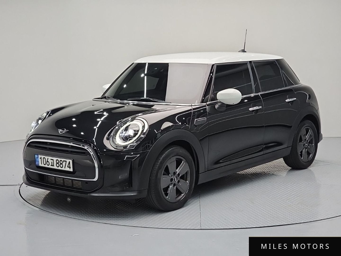 MINI Cooper 2023 — фото 1 из 12