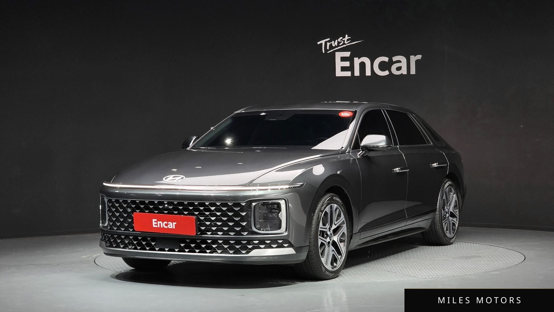 Hyundai Grandeur 2023 — фото 1 из 12