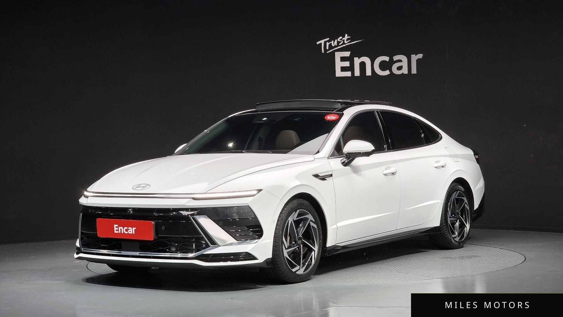 Hyundai Sonata 2024 — фото 1 из 12