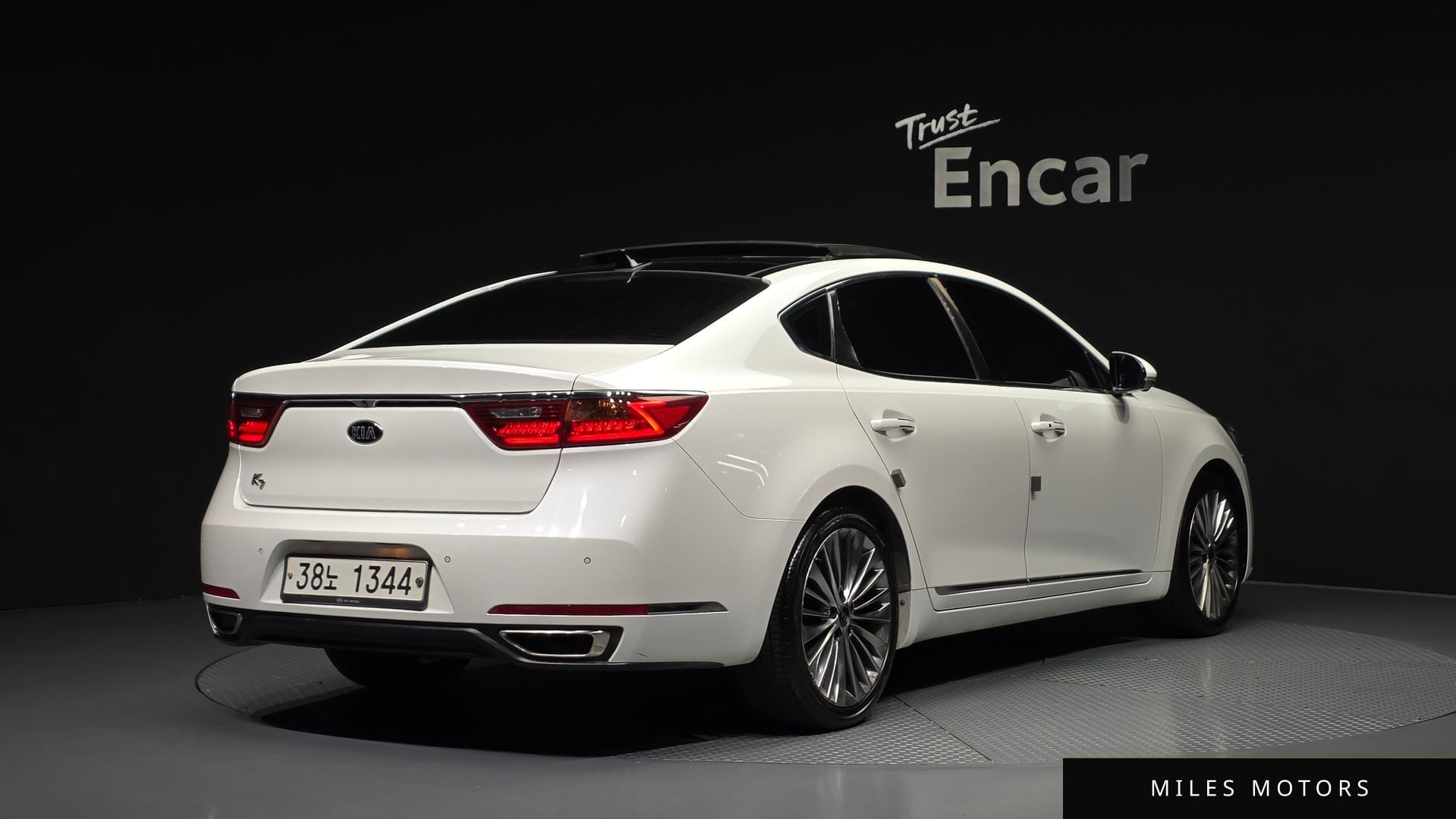 Kia K7 2017 — миниатюра 2