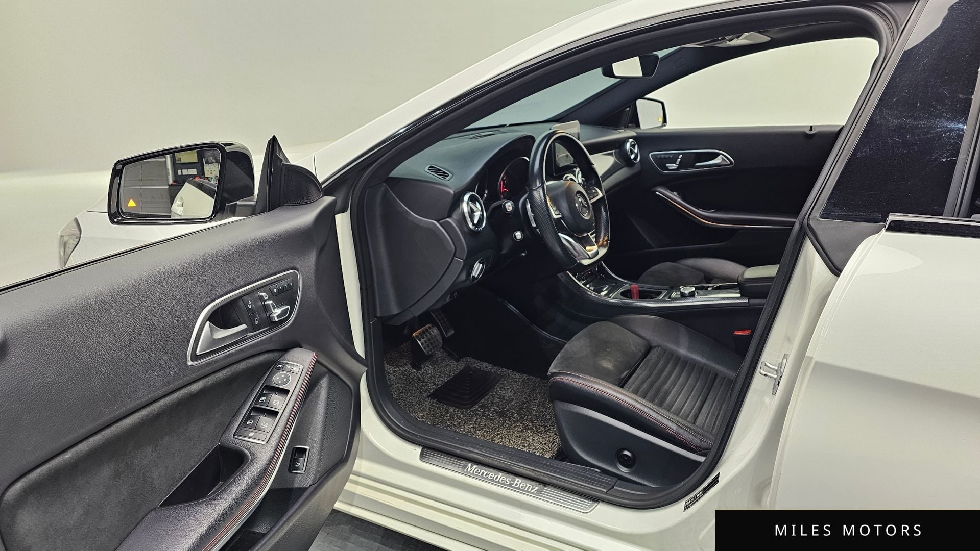 Mercedes-Benz CLA-Class C117 2017 — миниатюра 12