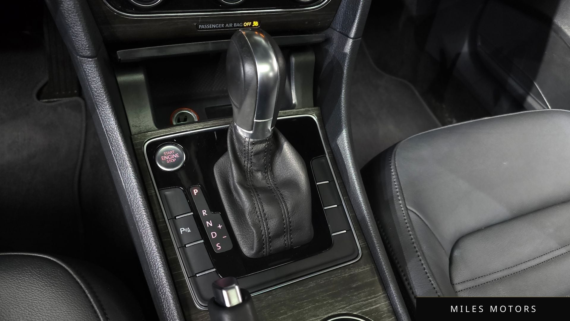 Volkswagen Passat 2018 — миниатюра 12