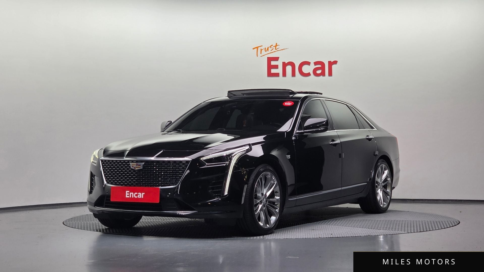 Cadillac CT6 2019 — фото 1 из 12