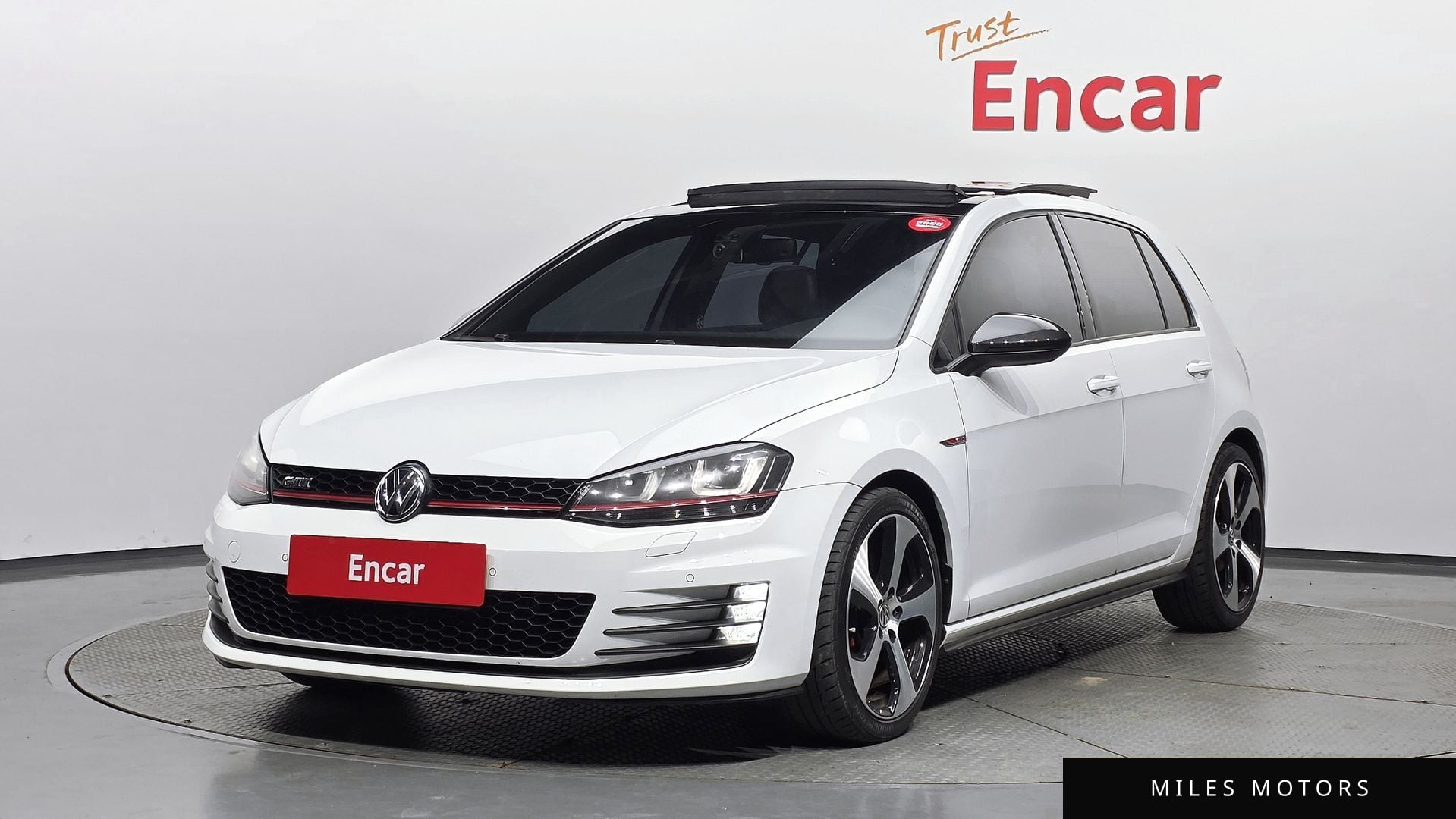 Volkswagen Golf 2015 — фото 1 из 12