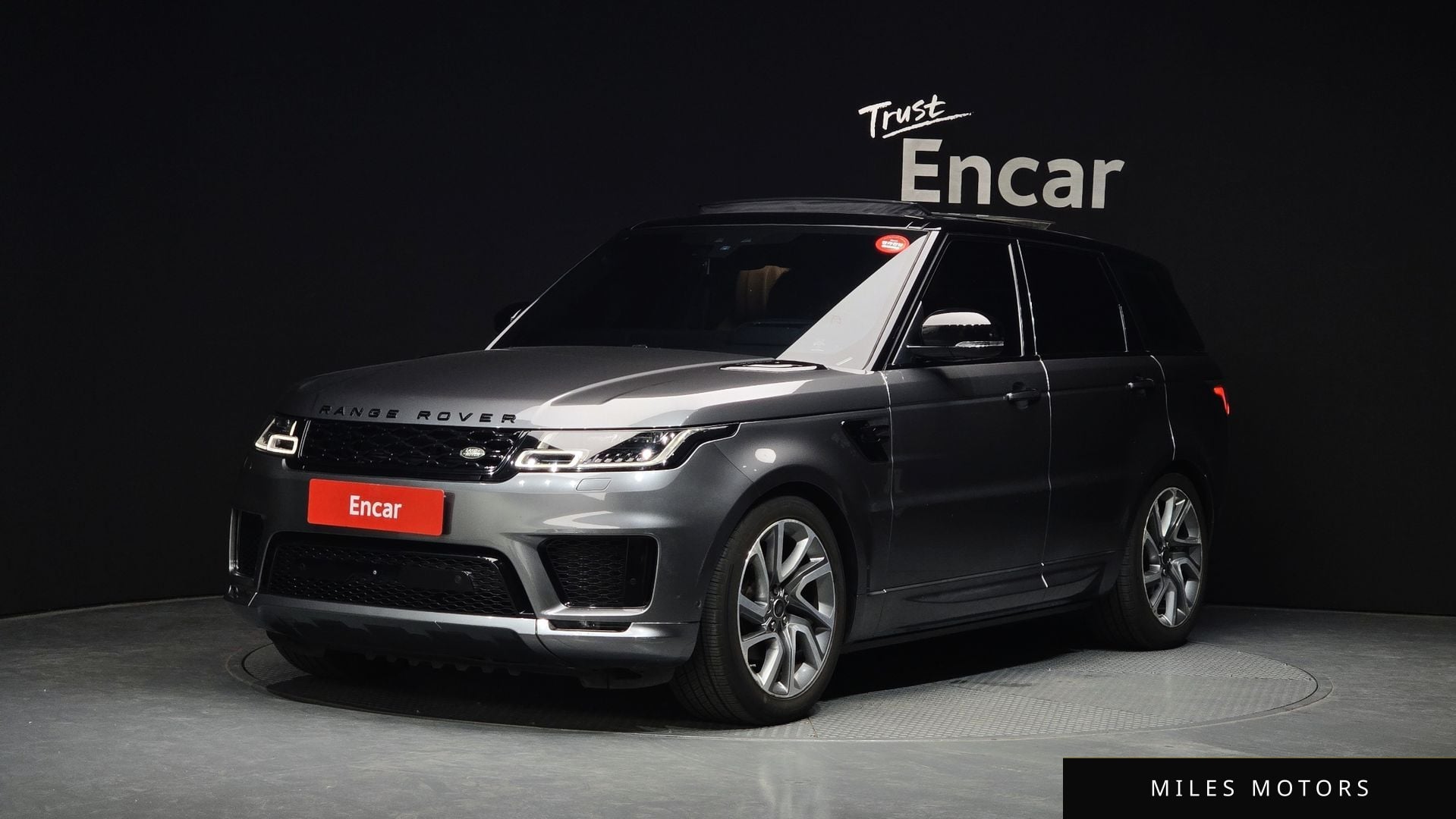 Land Rover Range Rover Sport 2018 — фото 1 из 12