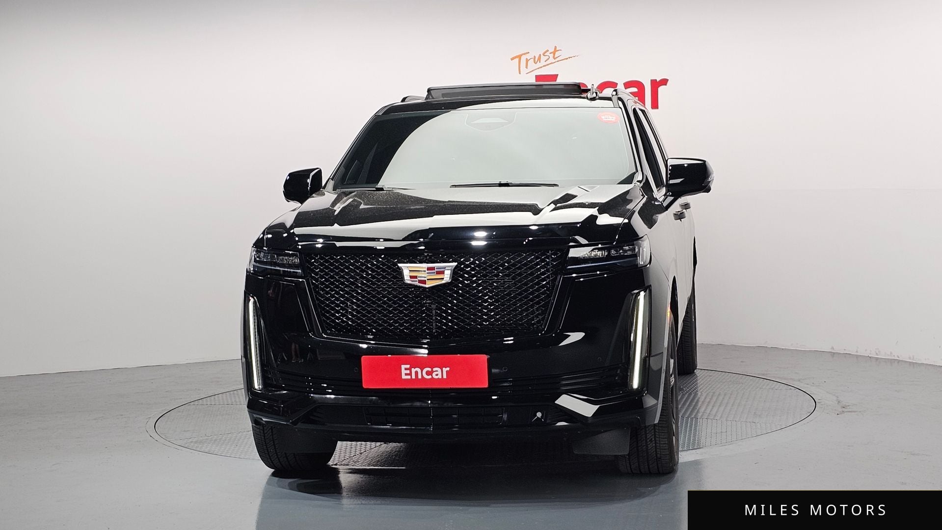 Cadillac Escalade 2023 — миниатюра 3