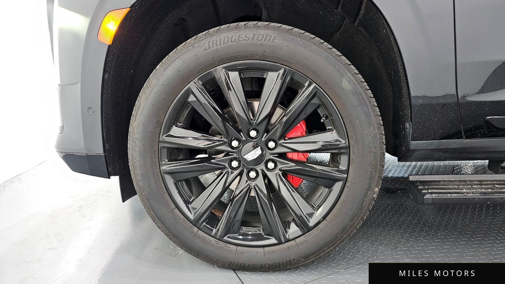 Cadillac Escalade 2023 — миниатюра 5