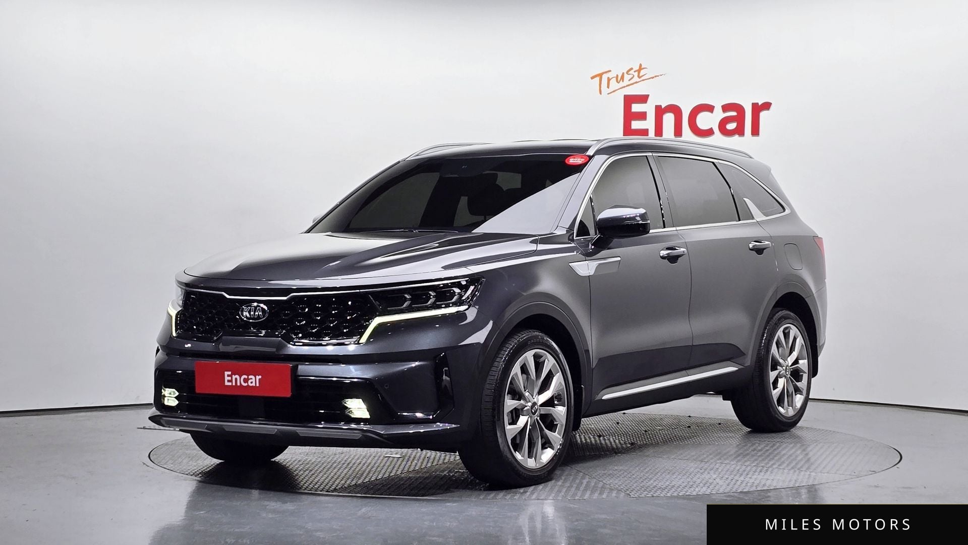 Kia Sorento 2021 — фото 1 из 12