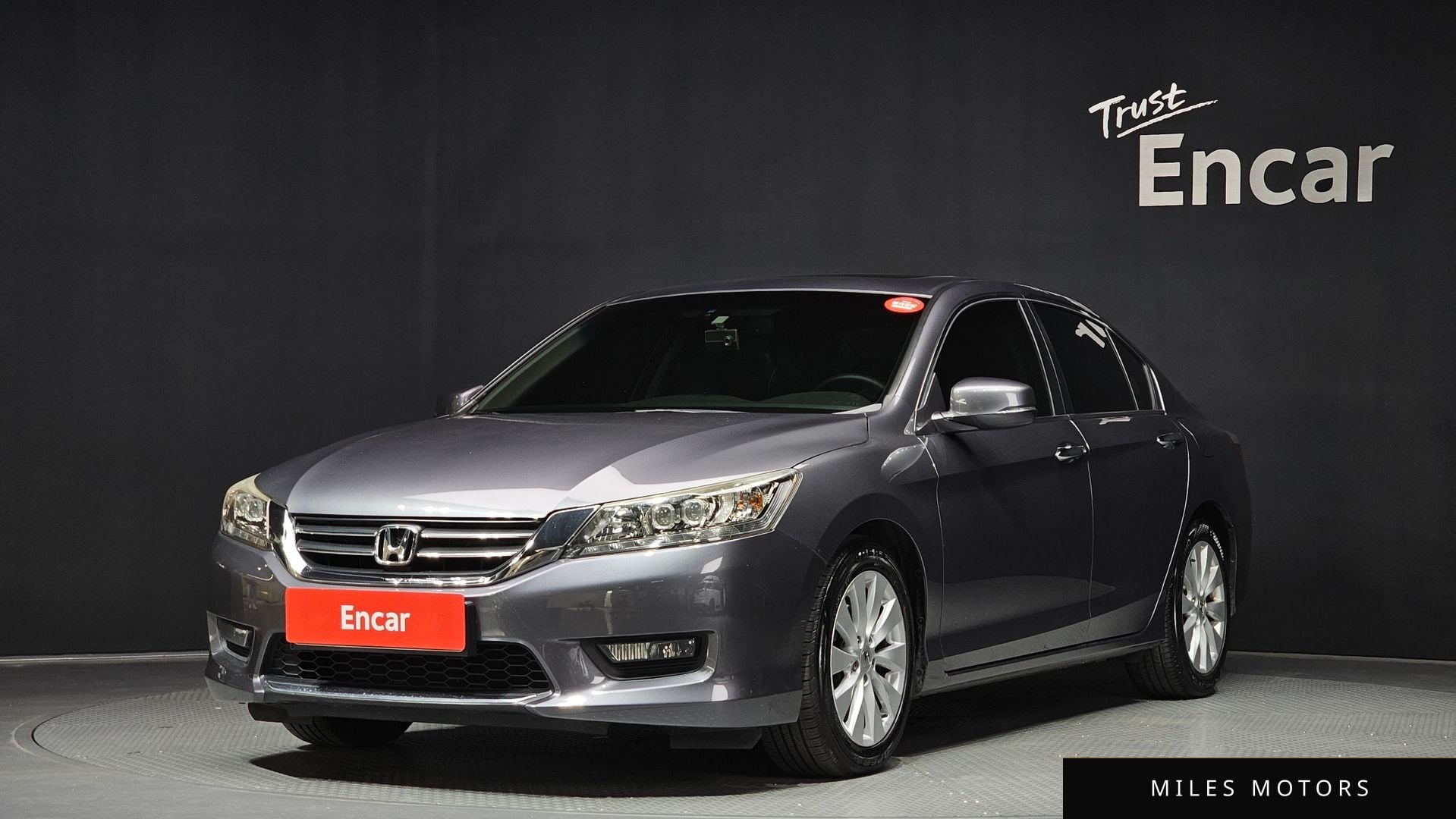 Honda Accord 2015 — фото 1 из 12