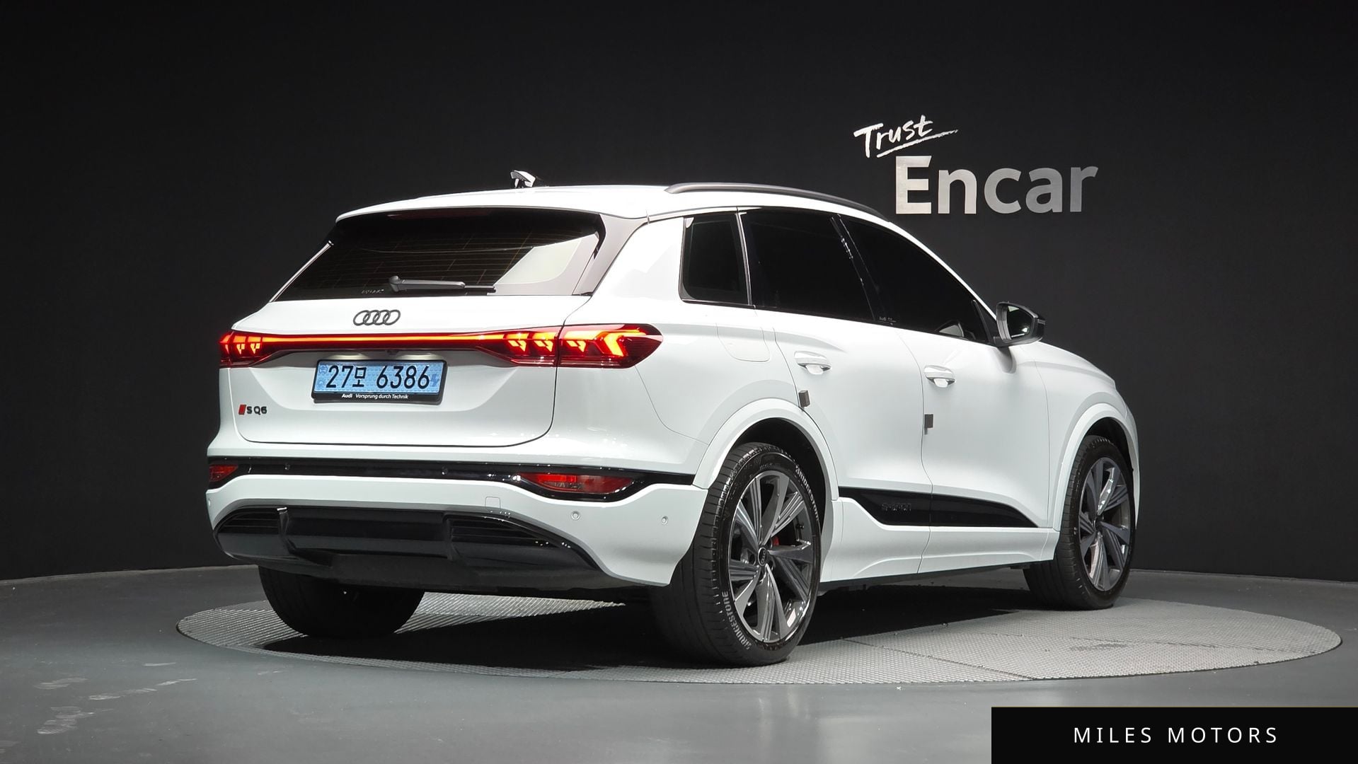 Audi SQ6 e-tron 2025 — миниатюра 2