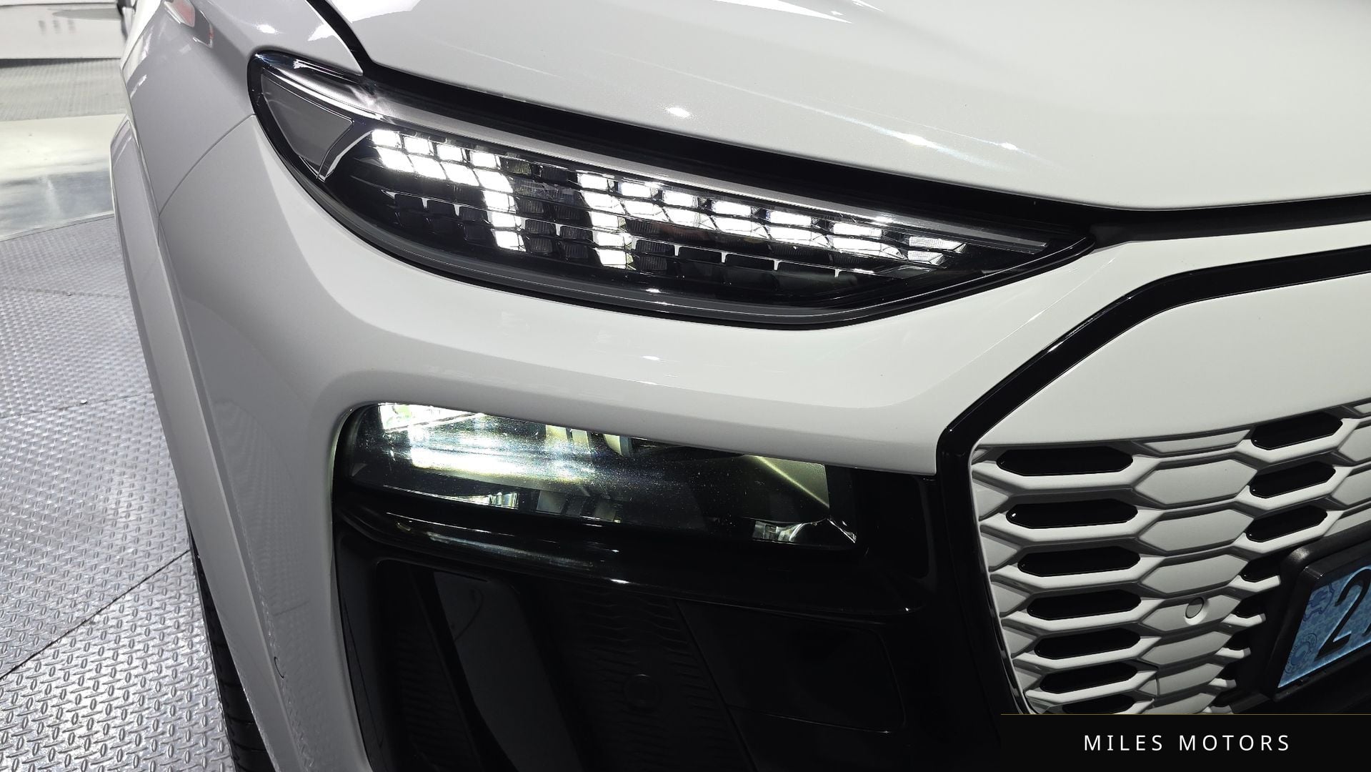 Audi SQ6 e-tron 2025 — миниатюра 8