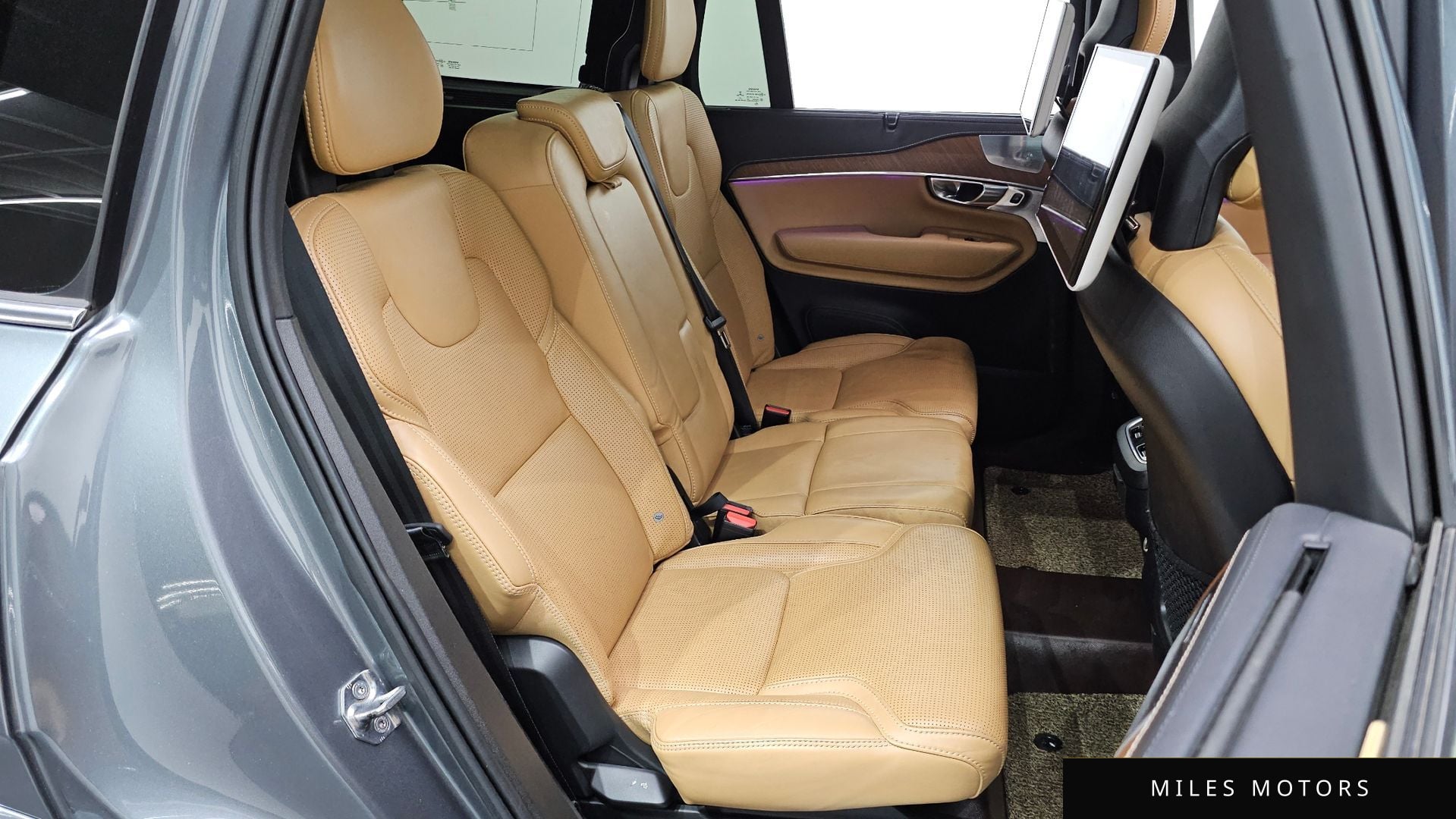 Volvo XC90 2018 — миниатюра 12