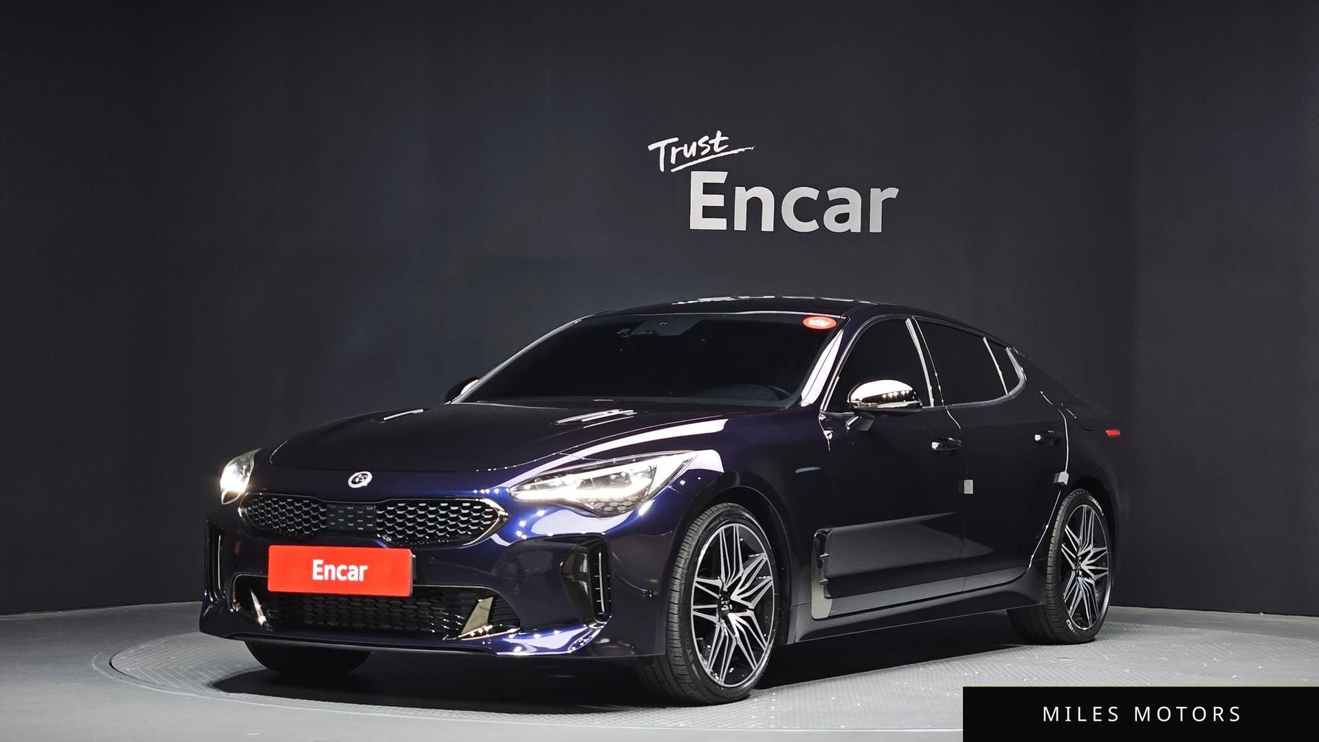 Kia Stinger 2021 — фото 1 из 12