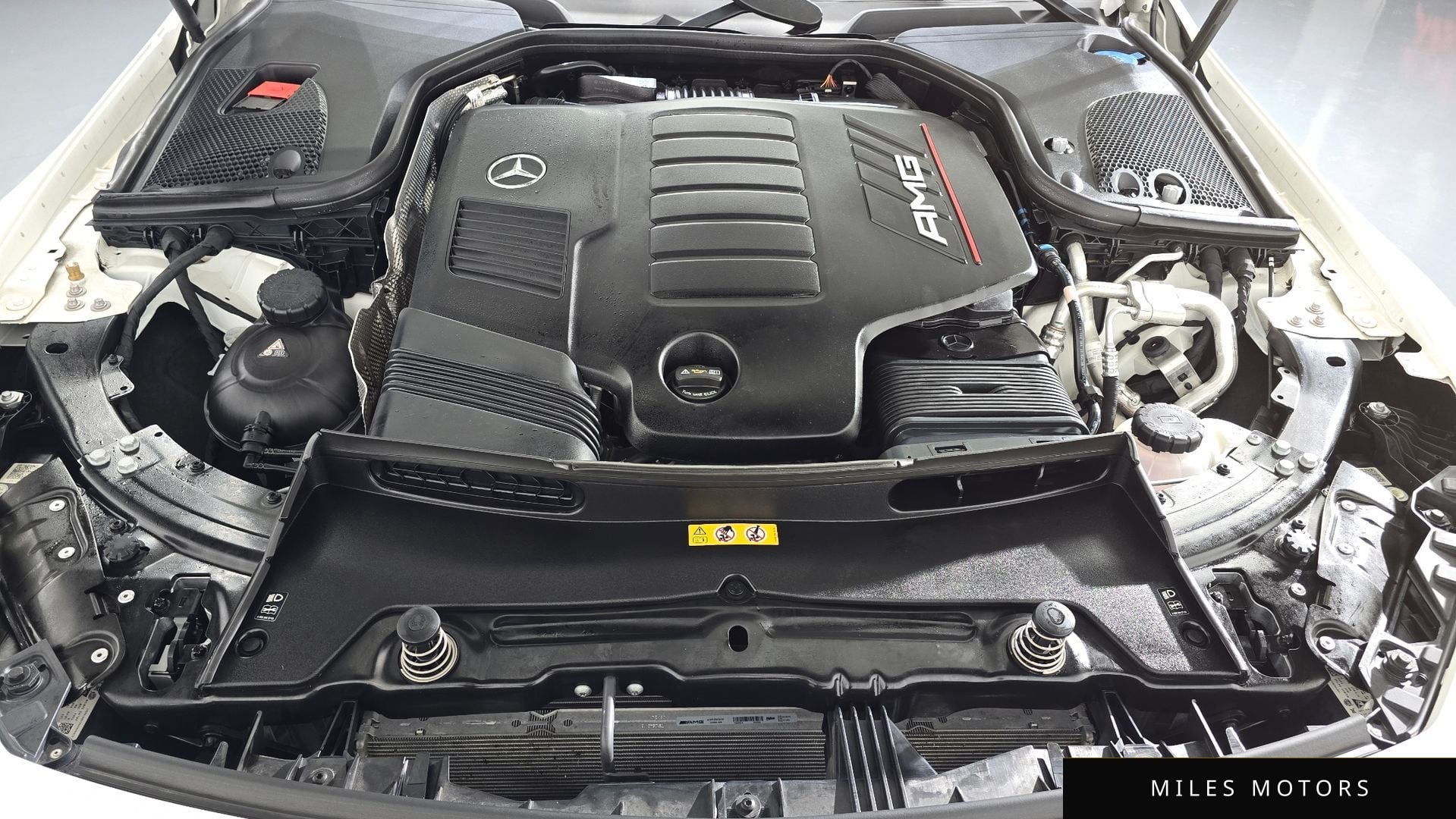 Mercedes-Benz AMG GT 2024 — миниатюра 6
