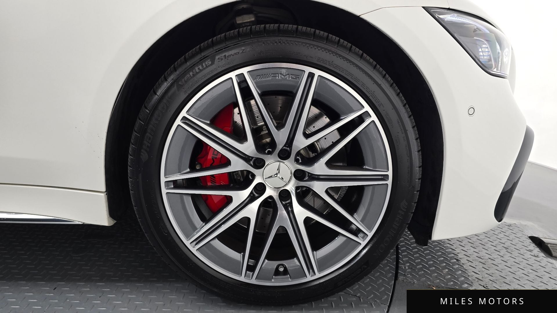 Mercedes-Benz AMG GT 2024 — миниатюра 7
