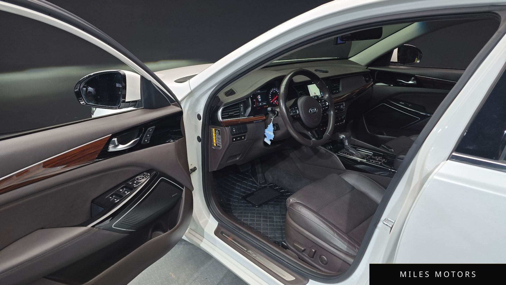Kia K7 2017 — миниатюра 10