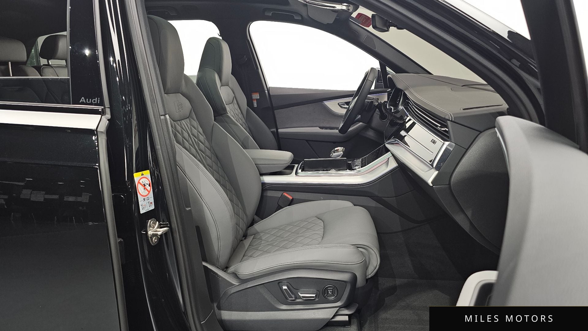 Audi Q7 (4M) 2026 — миниатюра 12