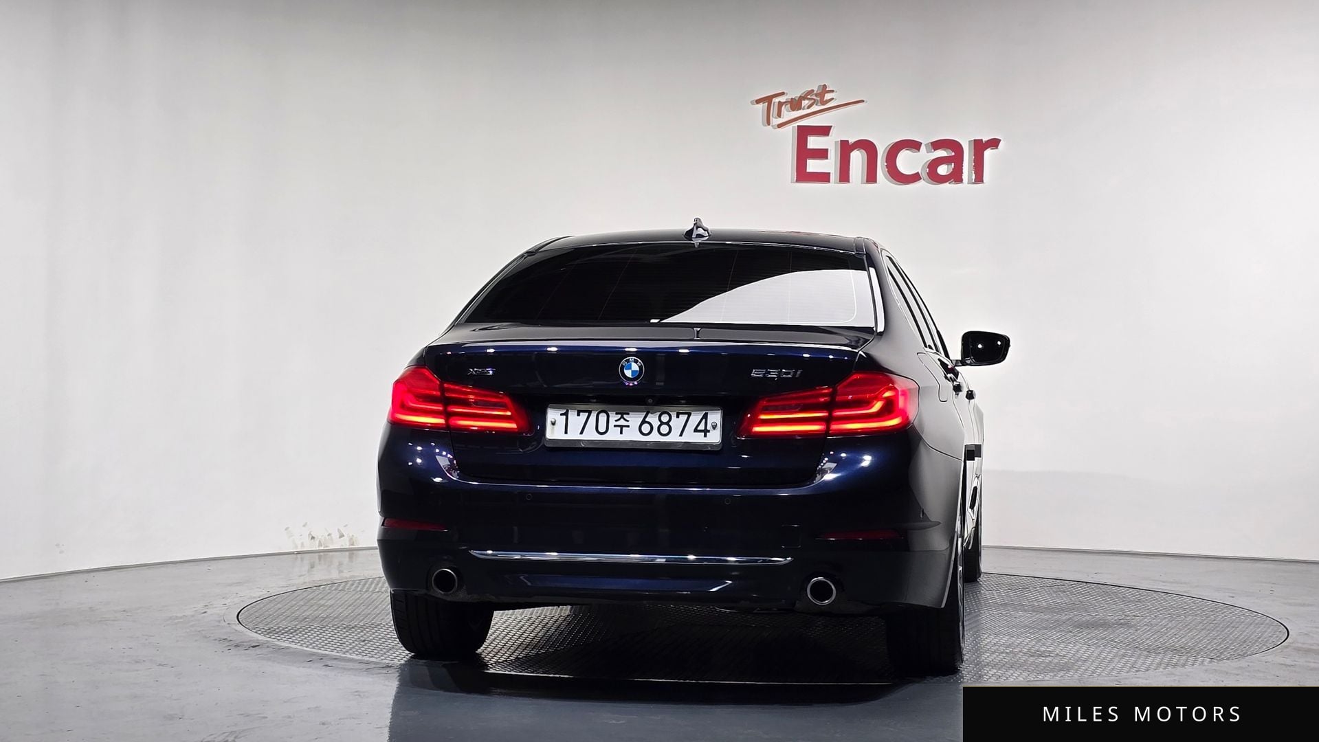 BMW 5 Series (G30) 2020 — миниатюра 4