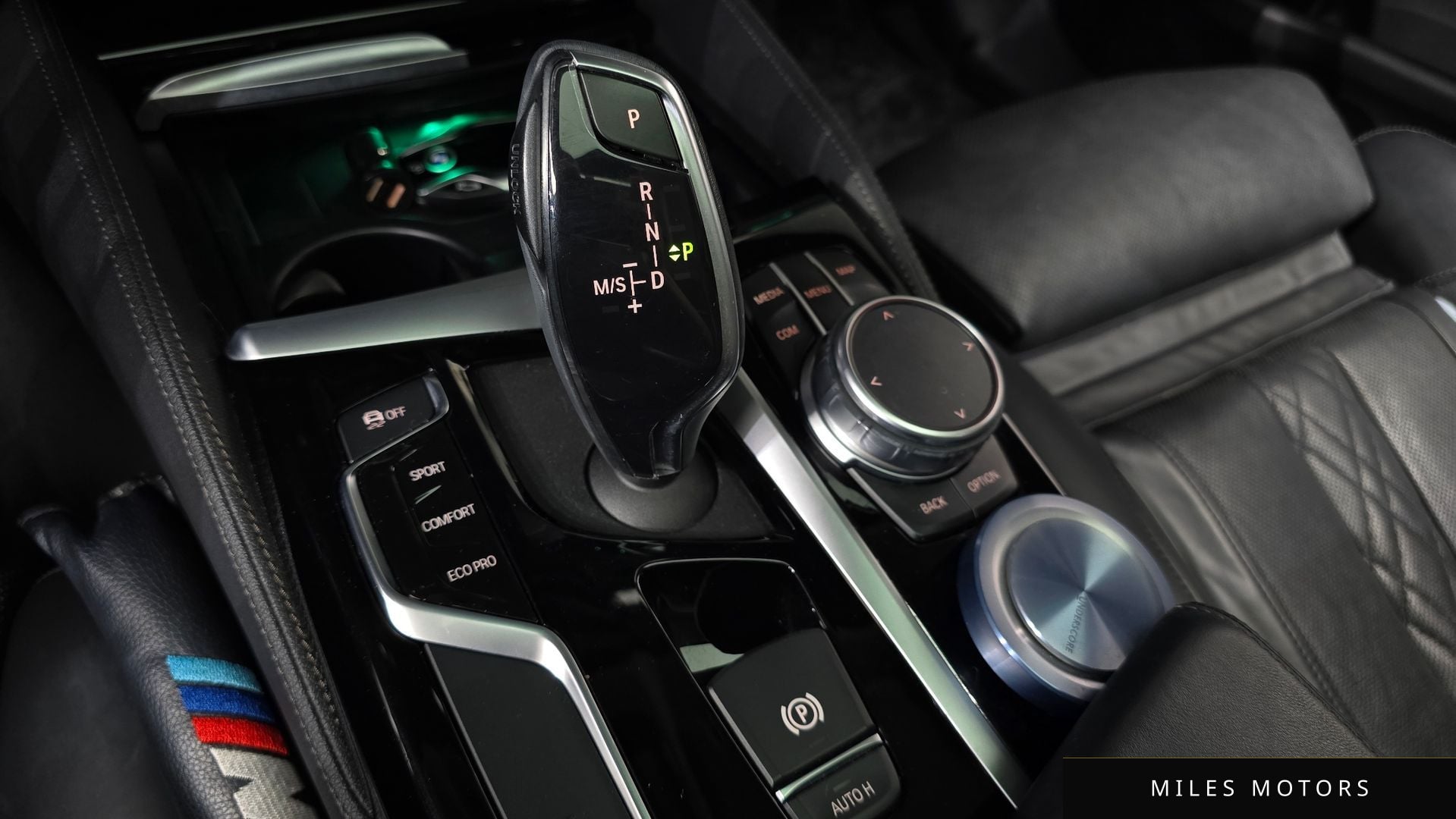 BMW 5 Series (G30) 2020 — миниатюра 12