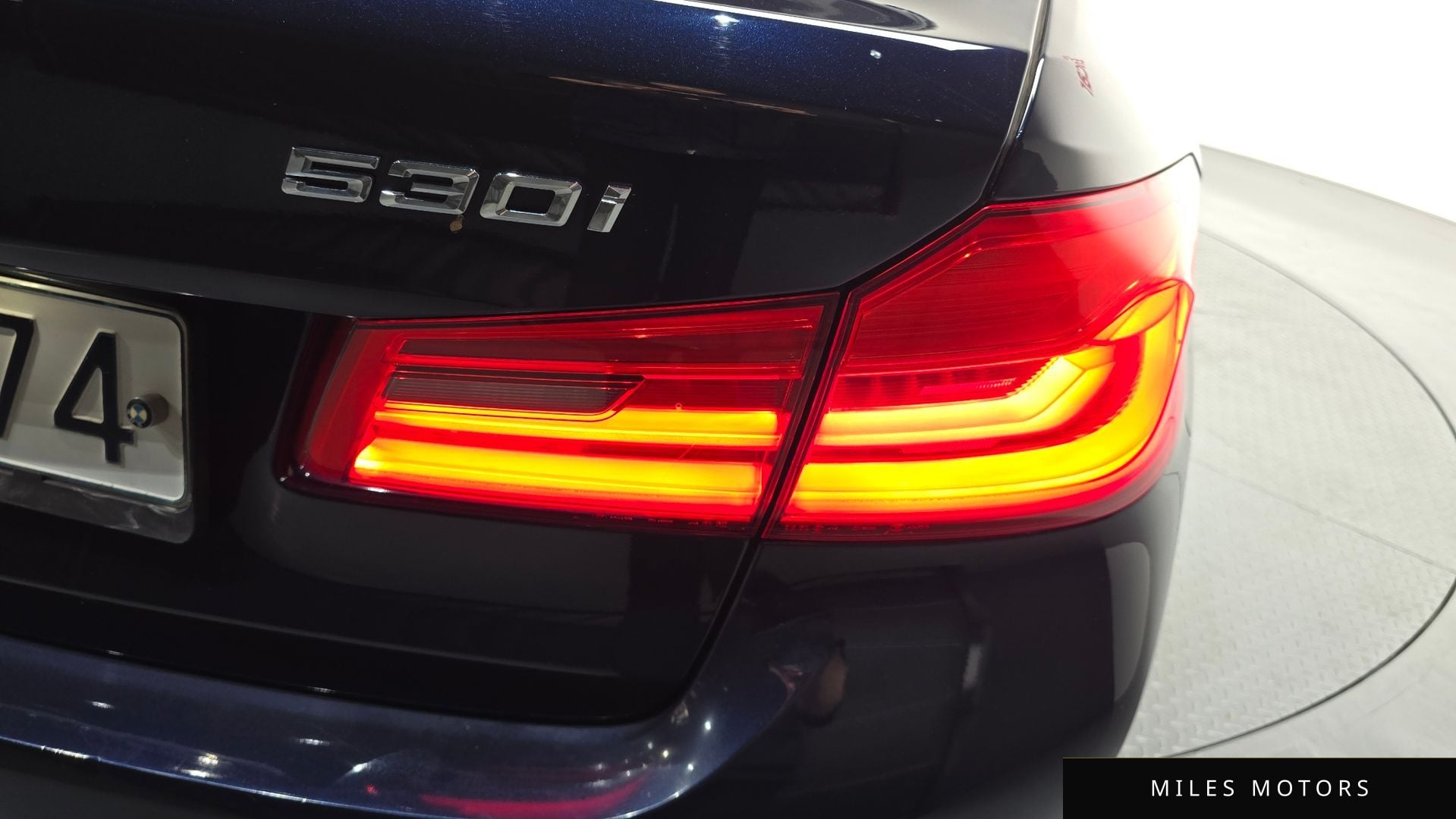 BMW 5 Series (G30) 2020 — миниатюра 9